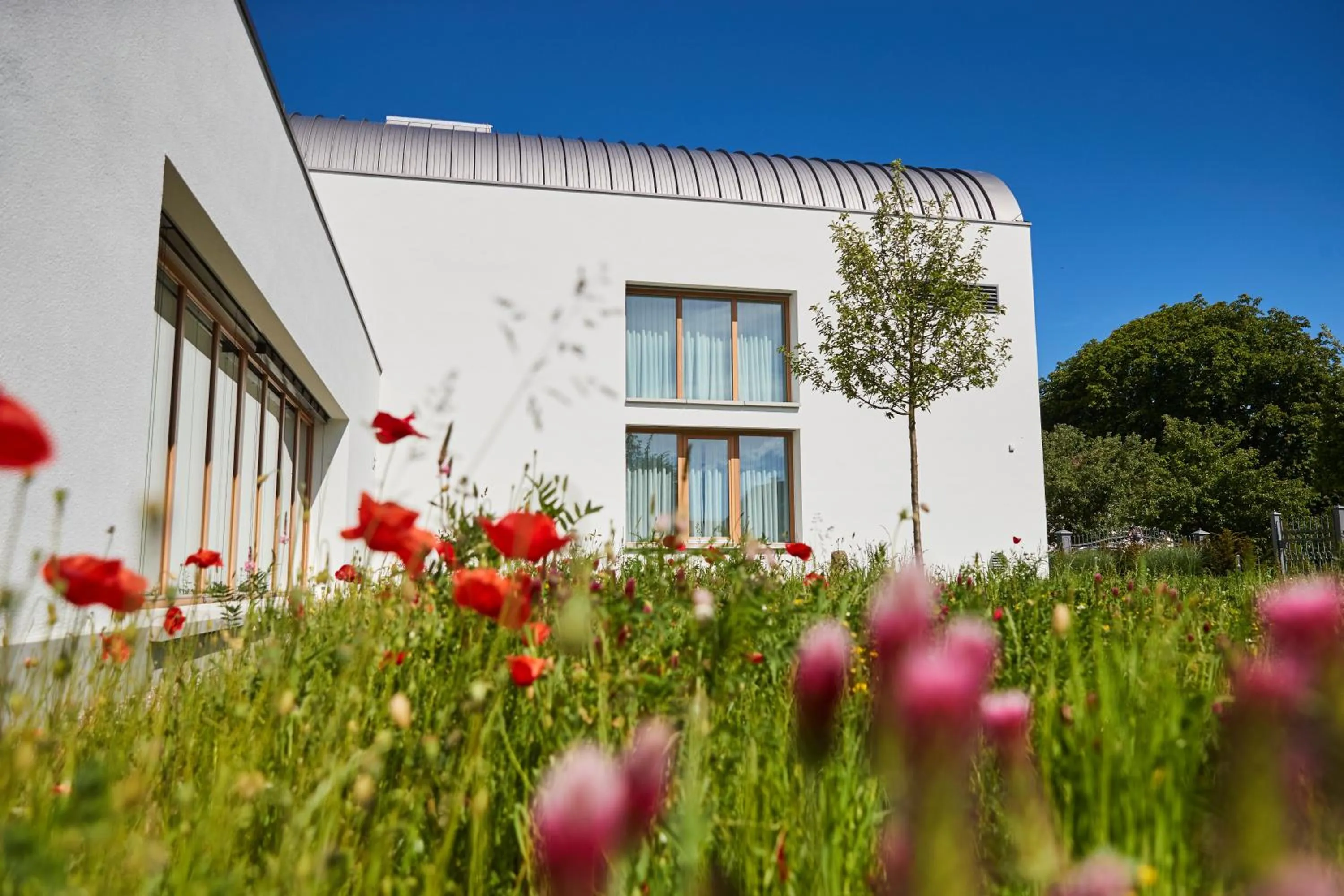 Property building in Reck's Hotel-Restaurant