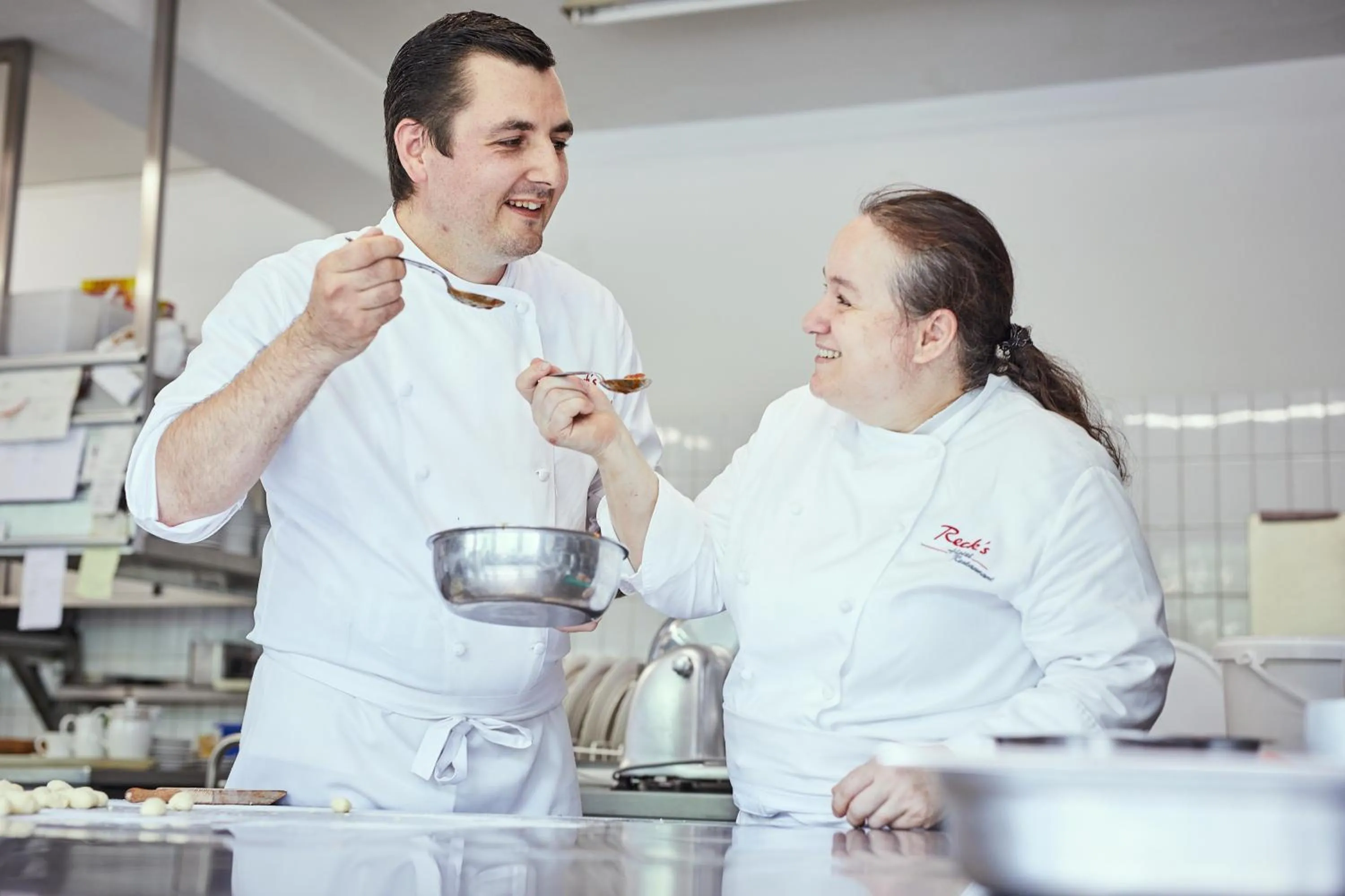 Restaurant/places to eat in Reck's Hotel-Restaurant