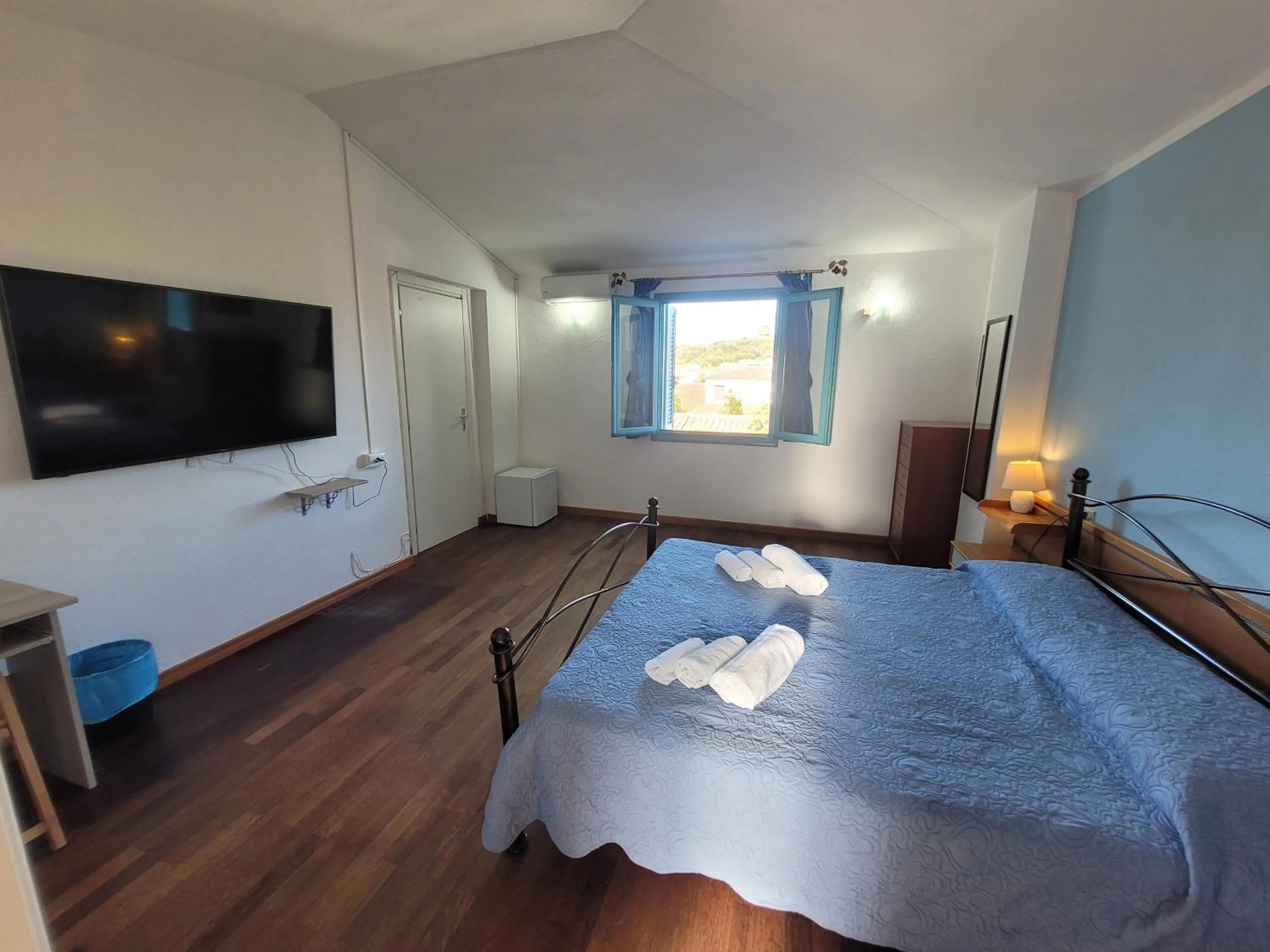 Bed in Li Piri