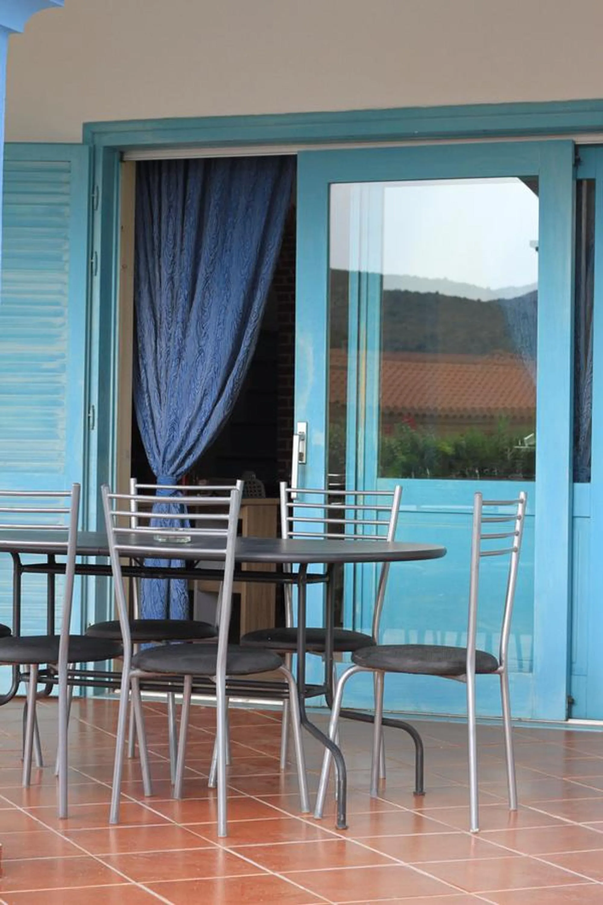 Patio in Li Piri