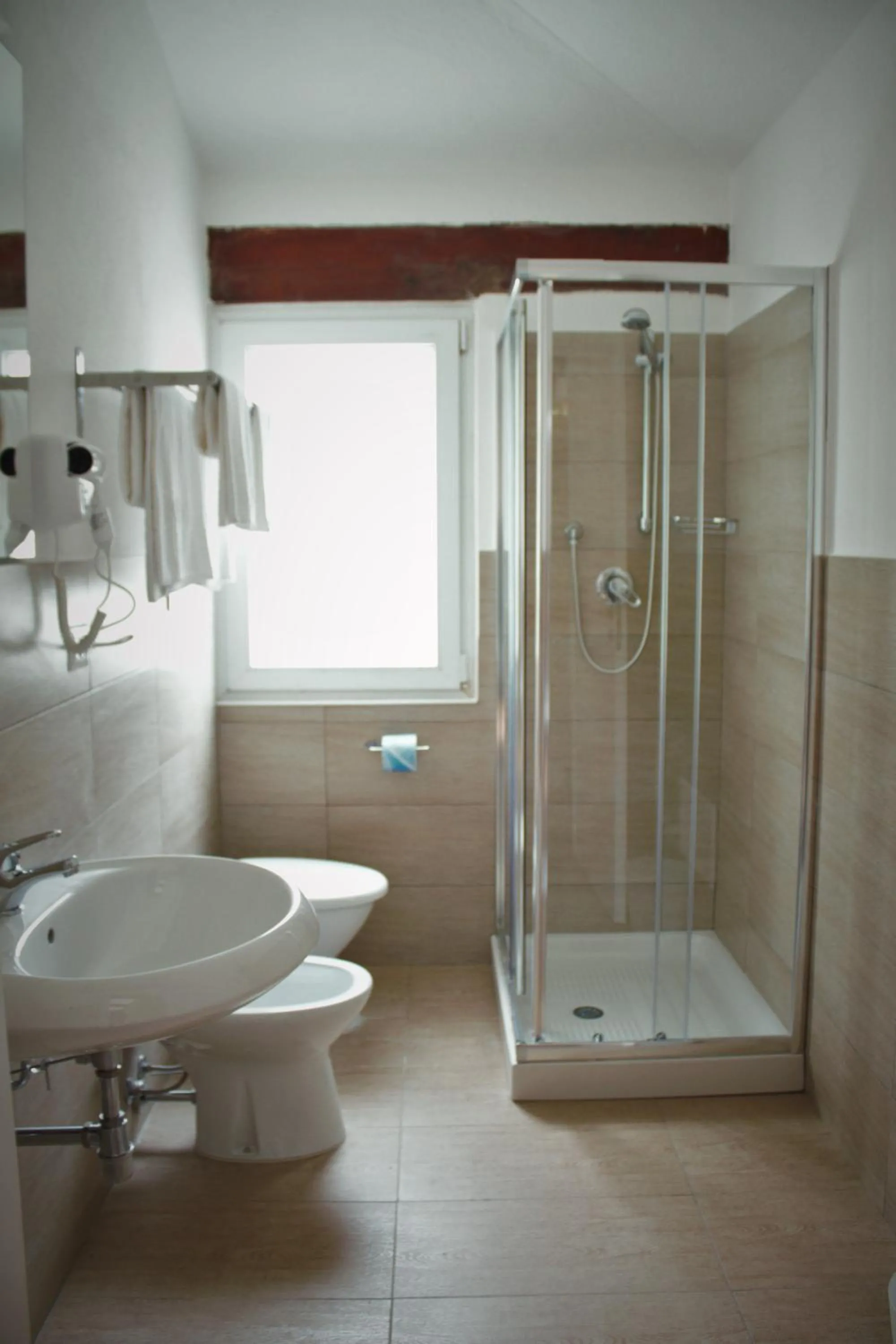 Bathroom in Li Piri