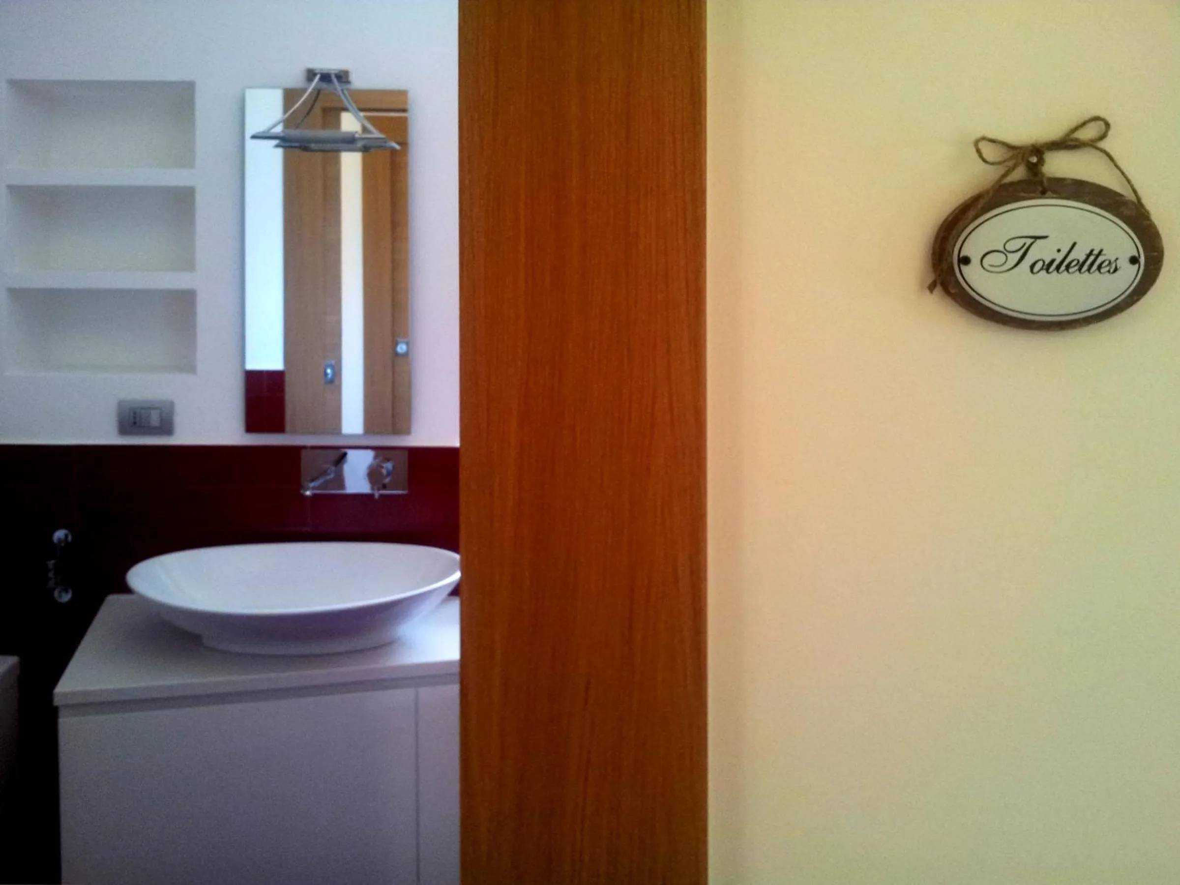 Bathroom in Alfieri Cottage