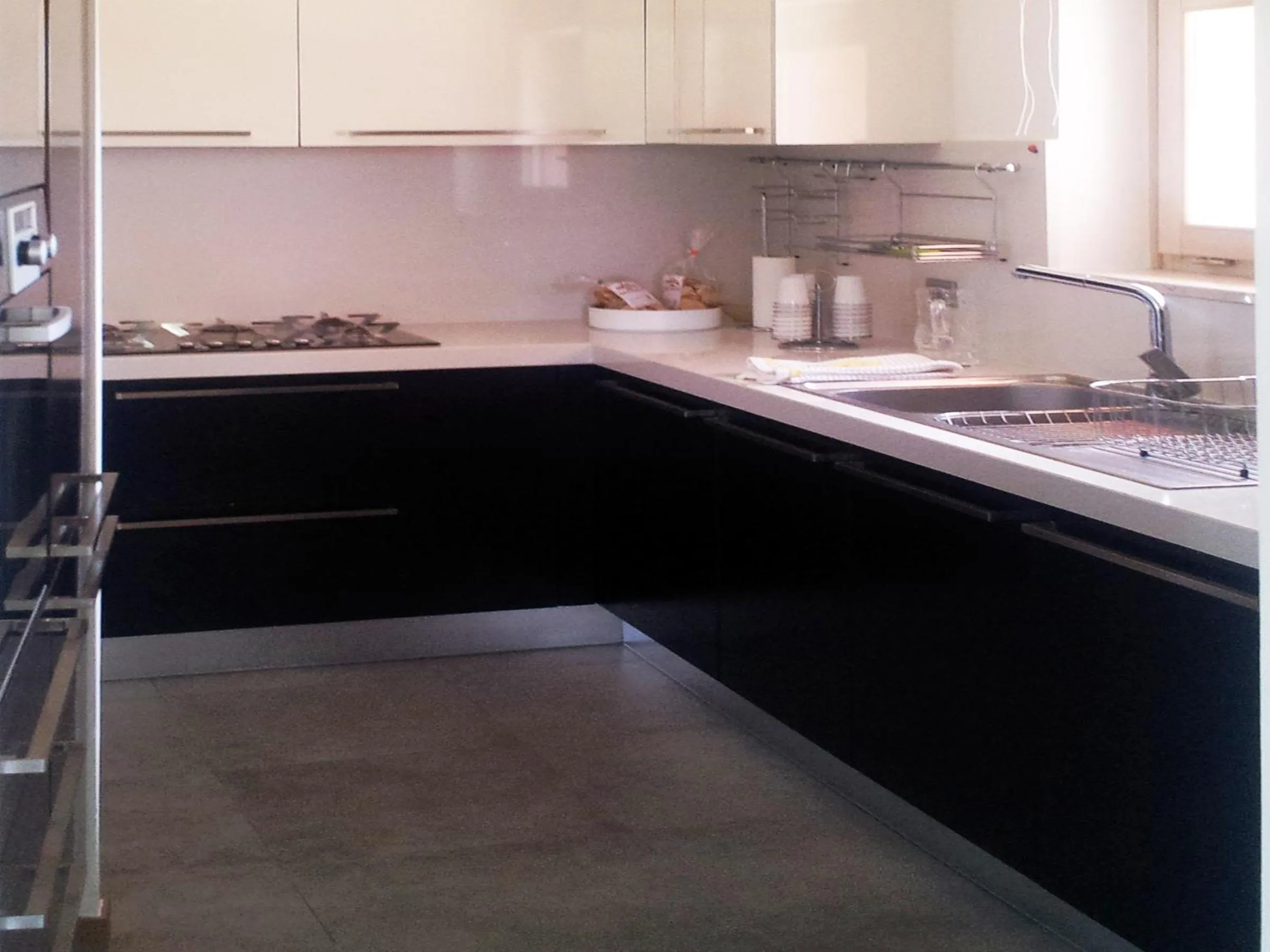 Restaurant/places to eat in Alfieri Cottage