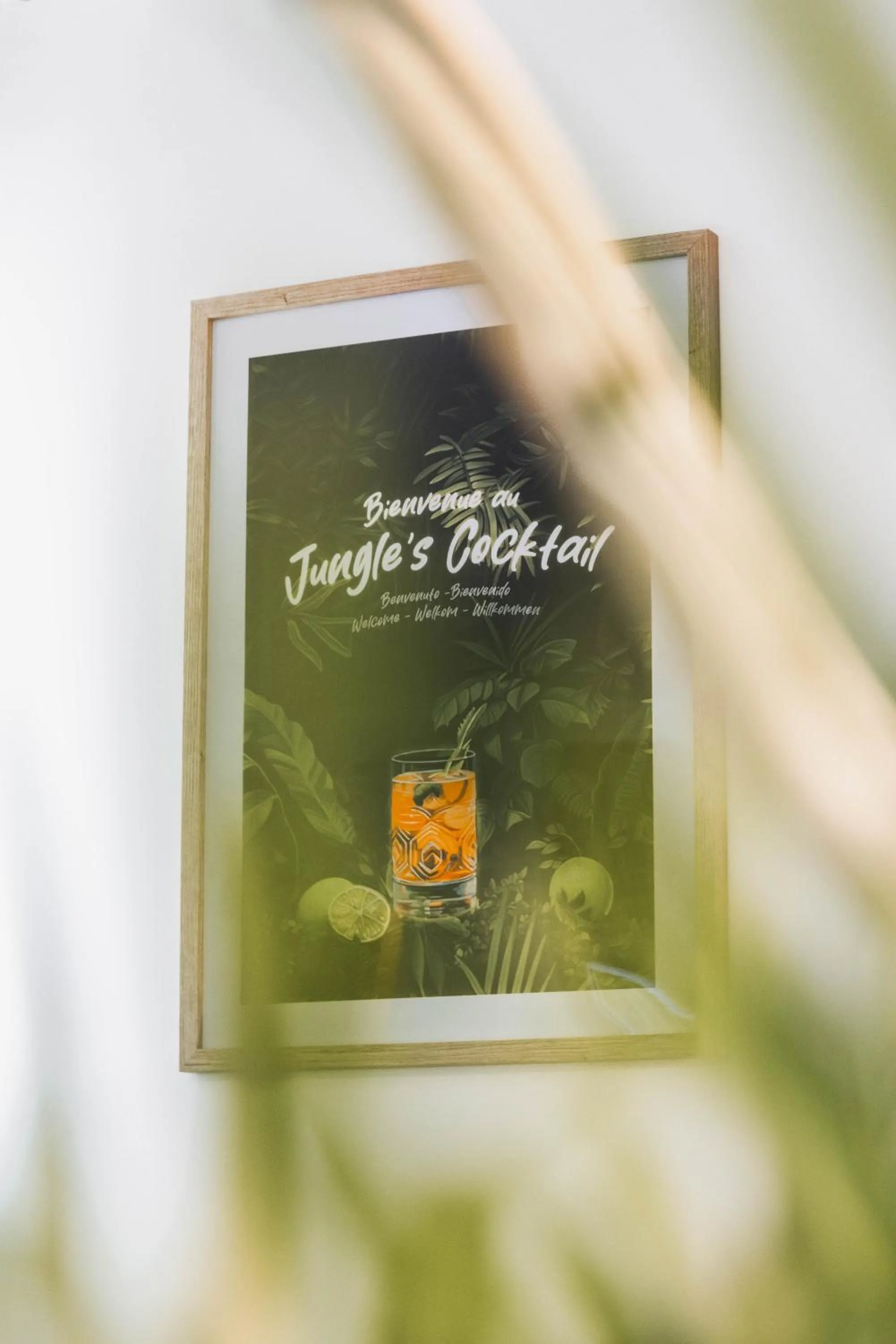 Property logo or sign in T3- un Oasis rénové et climatisé au centre de LGM