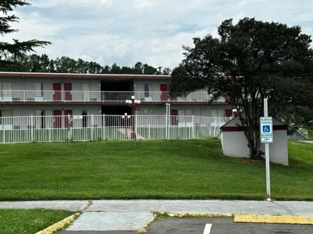 Loyalty Inn Charlotte Airport