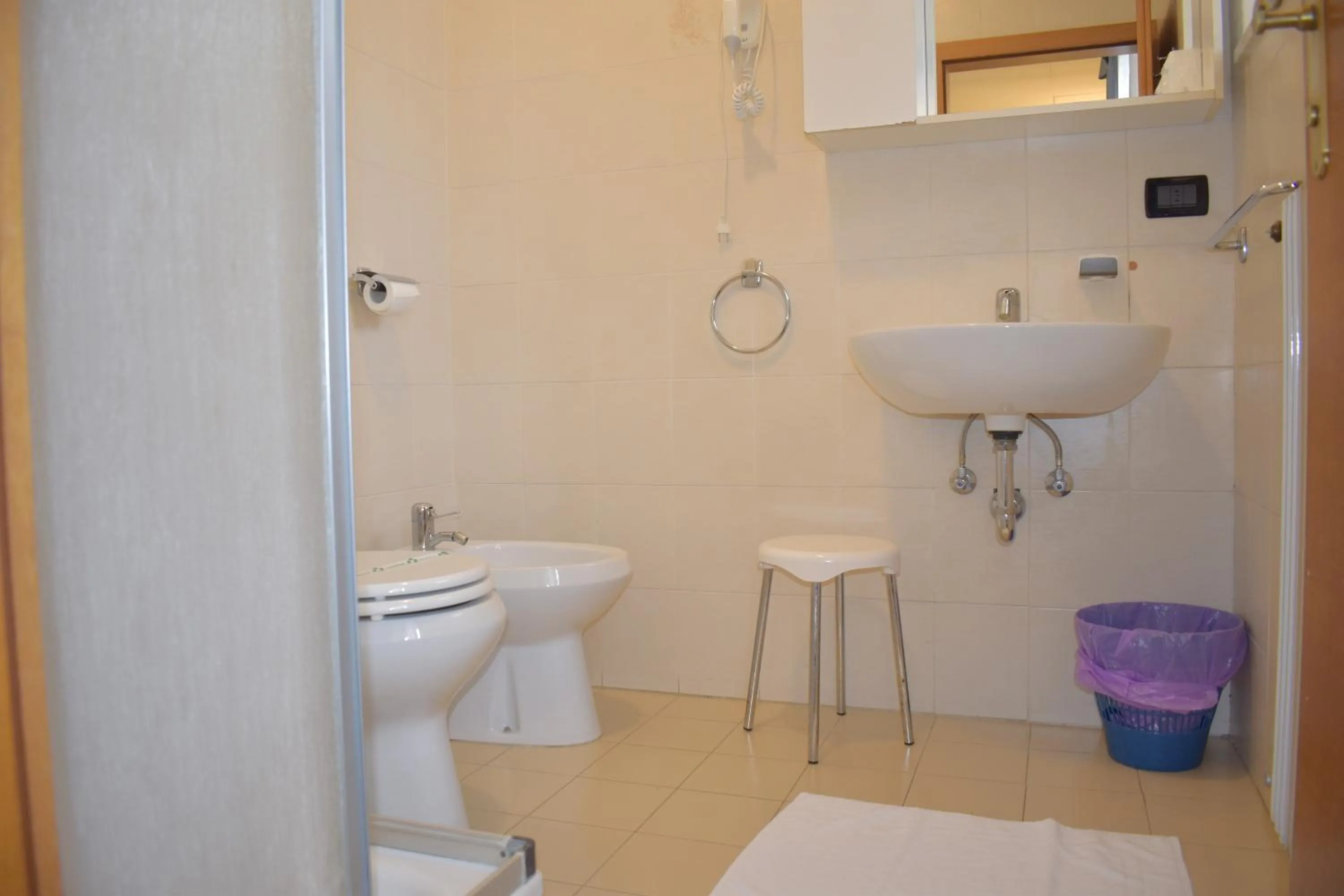 Shower in VILLA NUOVA