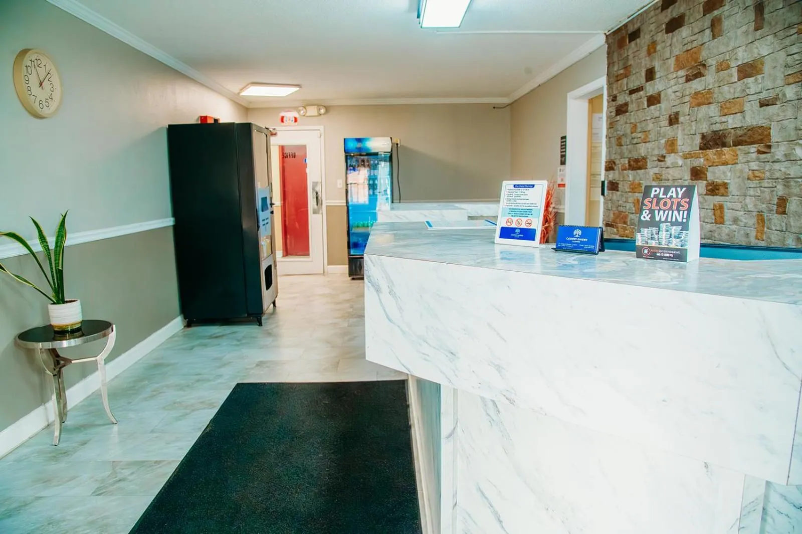 Country Garden & Suites