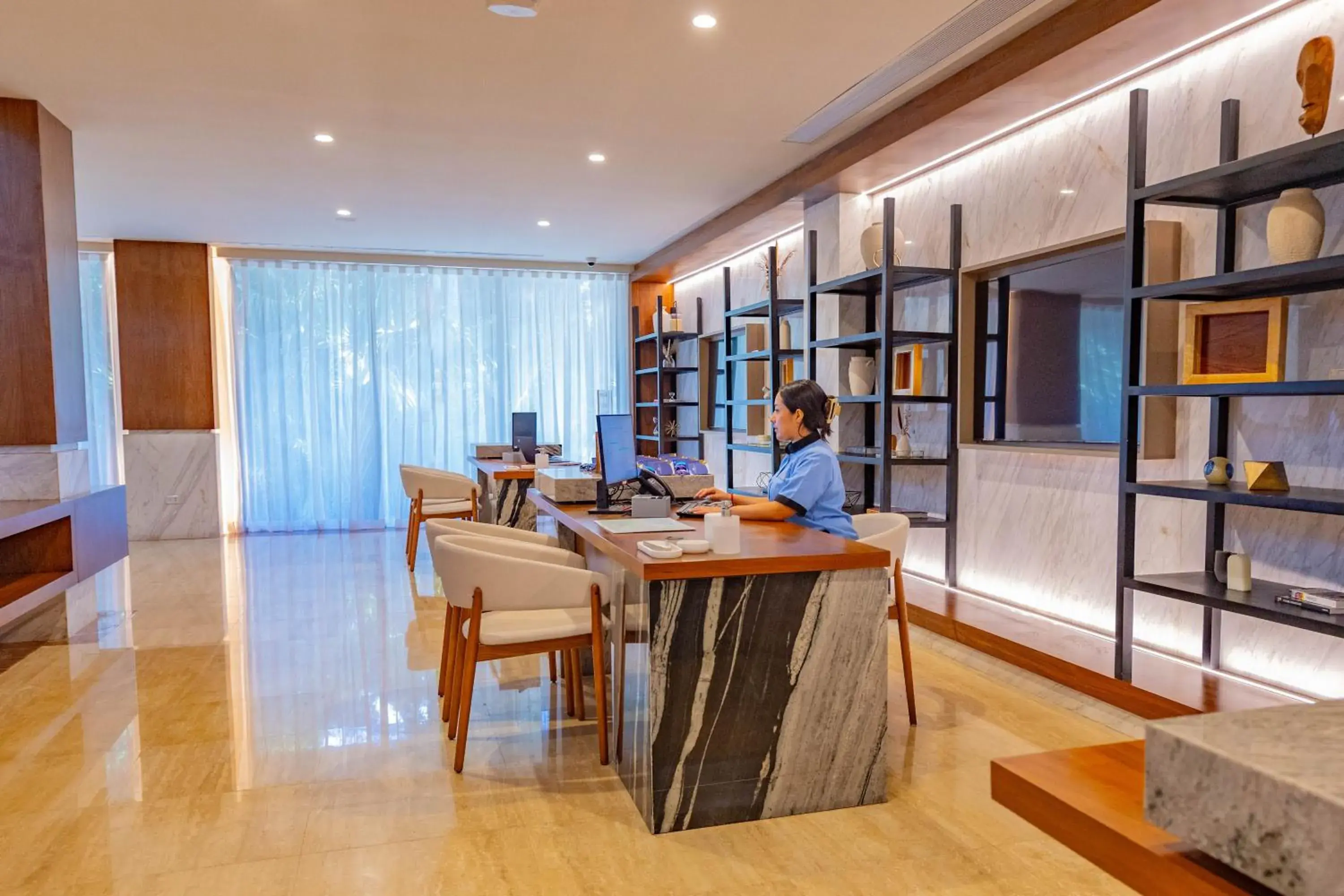 Lobby or reception in Family Selection at Grand Palladium Kantenah Resort & Spa - All Inclusive Lobby or reception in Family Selection at Grand Palladium Kantenah Resort & Spa - All Inclusive