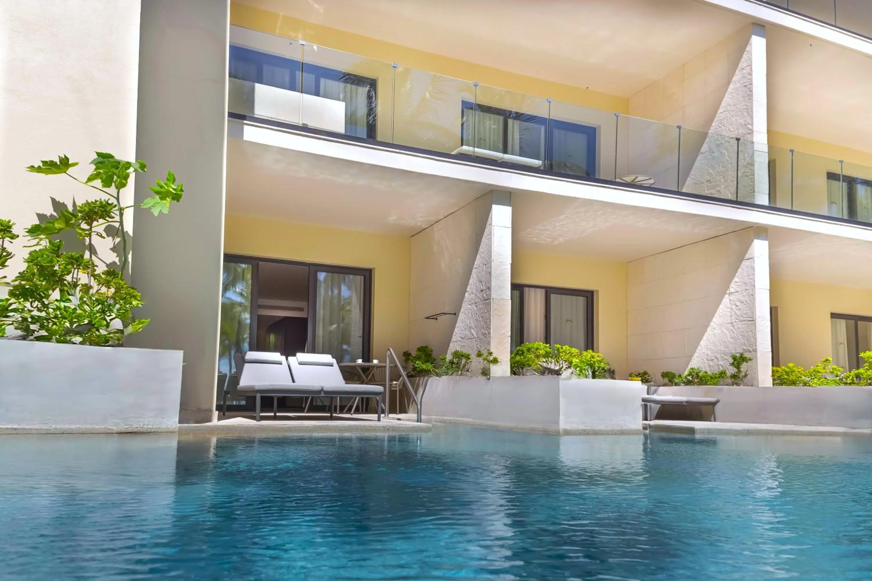 Swimming pool in Family Selection at Grand Palladium Kantenah Resort & Spa - All Inclusive