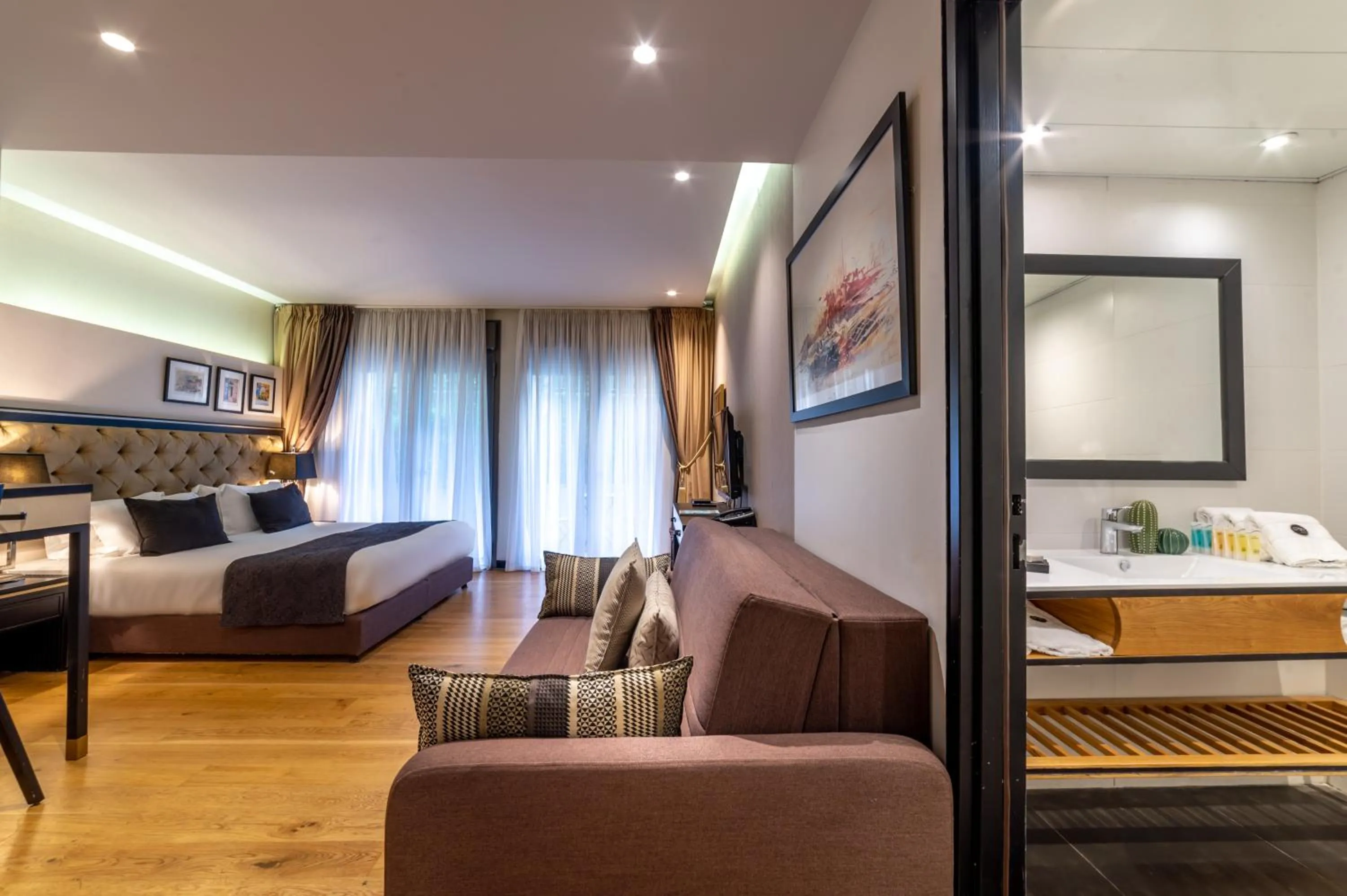 Photo of the whole room, Bed in Stay Kook Jerusalem