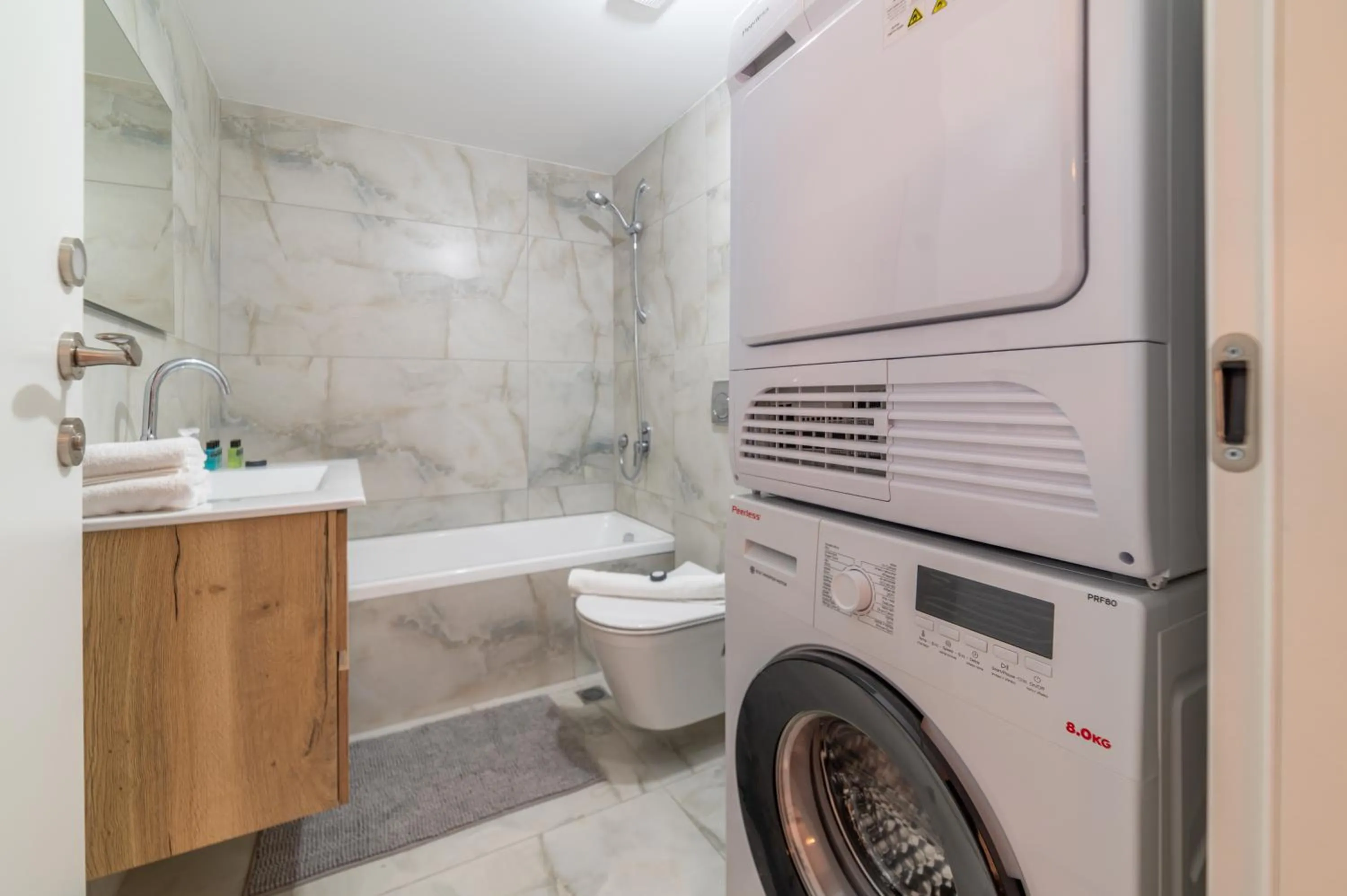 Bathroom in Stay Kook Jerusalem