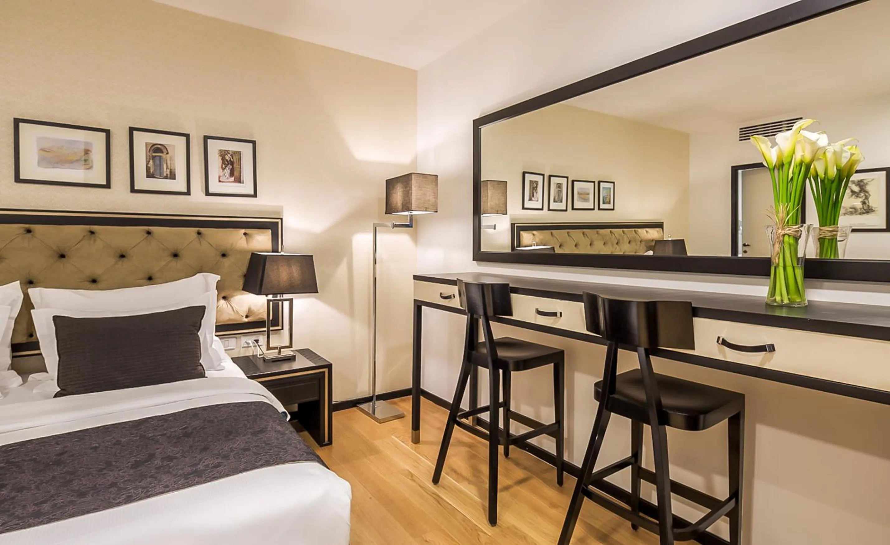 Photo of the whole room, Bed in Stay Kook Jerusalem