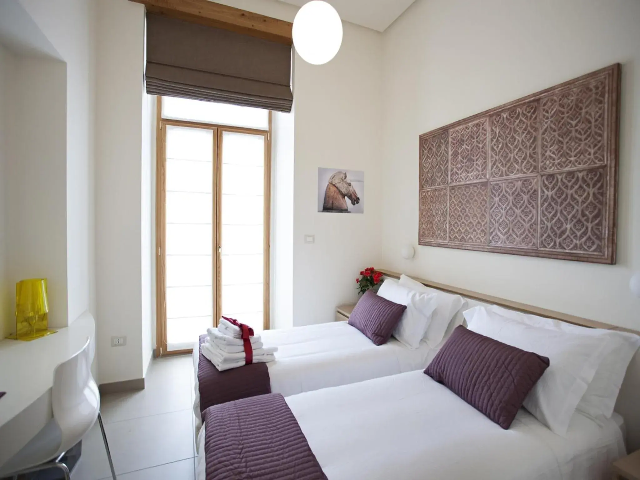 Double or Twin Room with Balcony in Napolart Double or Twin Room with Balcony in Napolart
