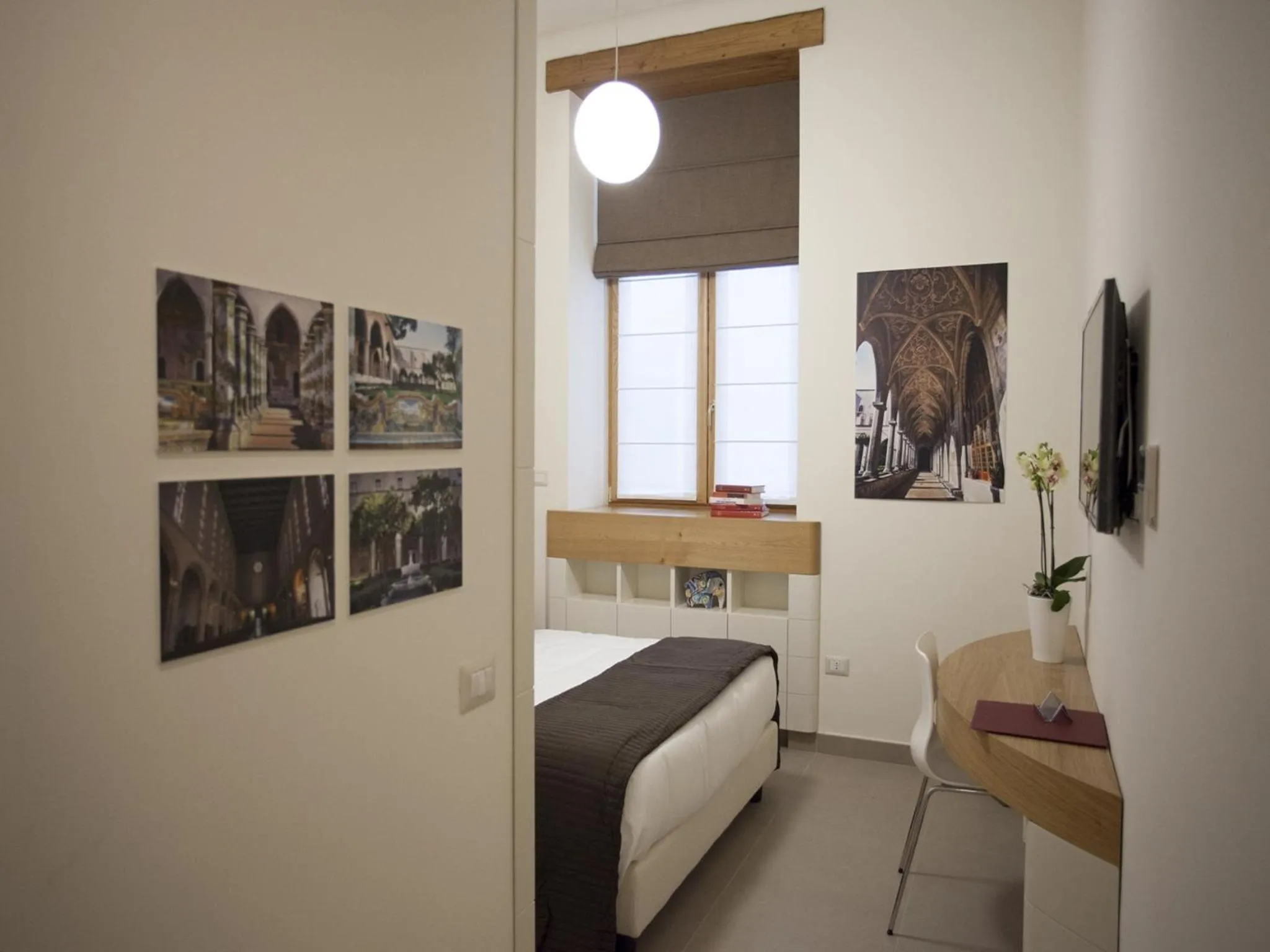 Bedroom, Bed in Napolart