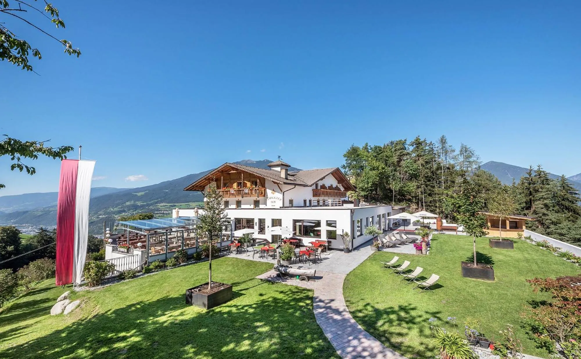 Property building in Hotel Torgglerhof