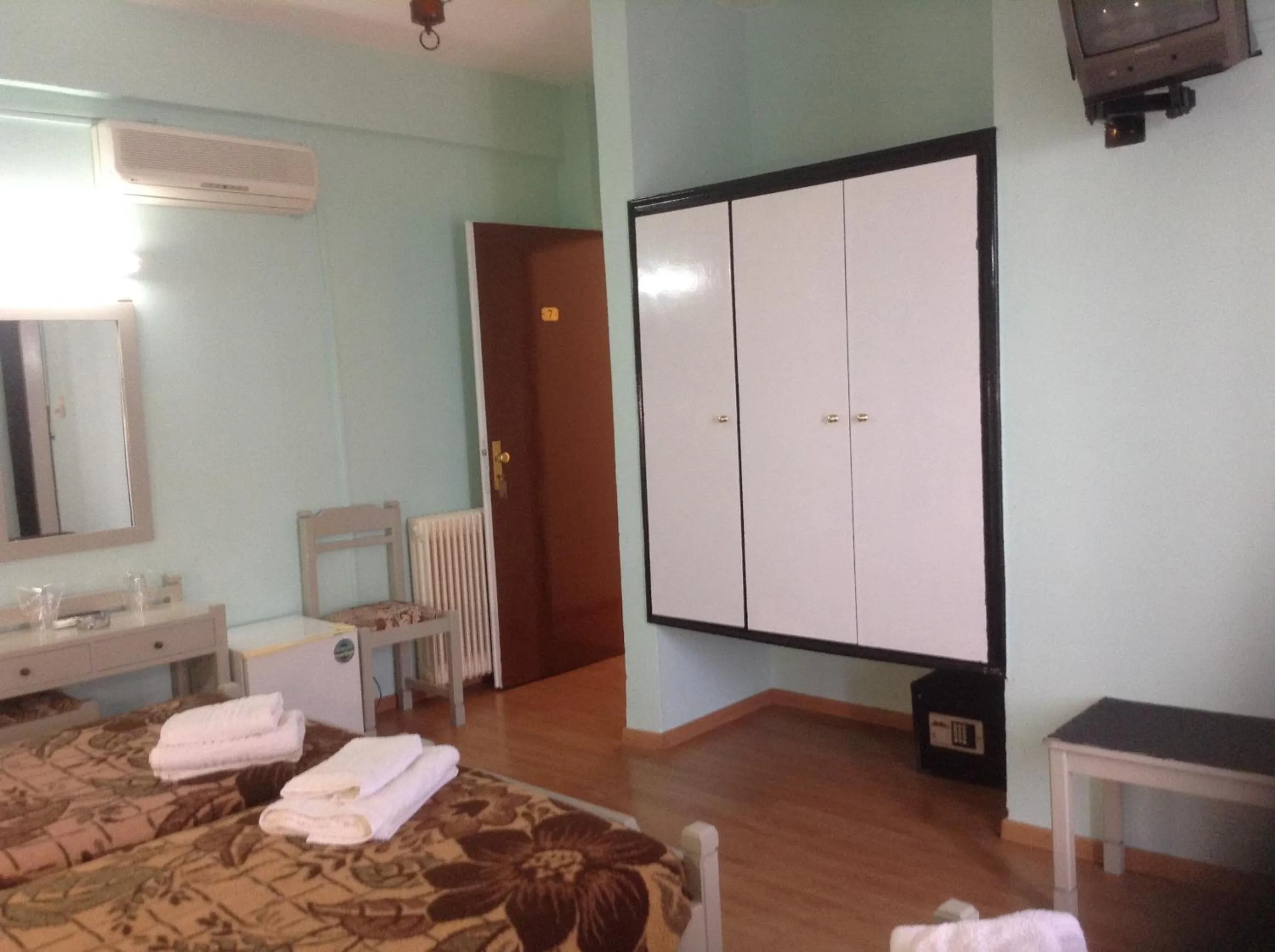 Decorative detail in Haritos Hotel - Geothermal Hot Swimming Pool