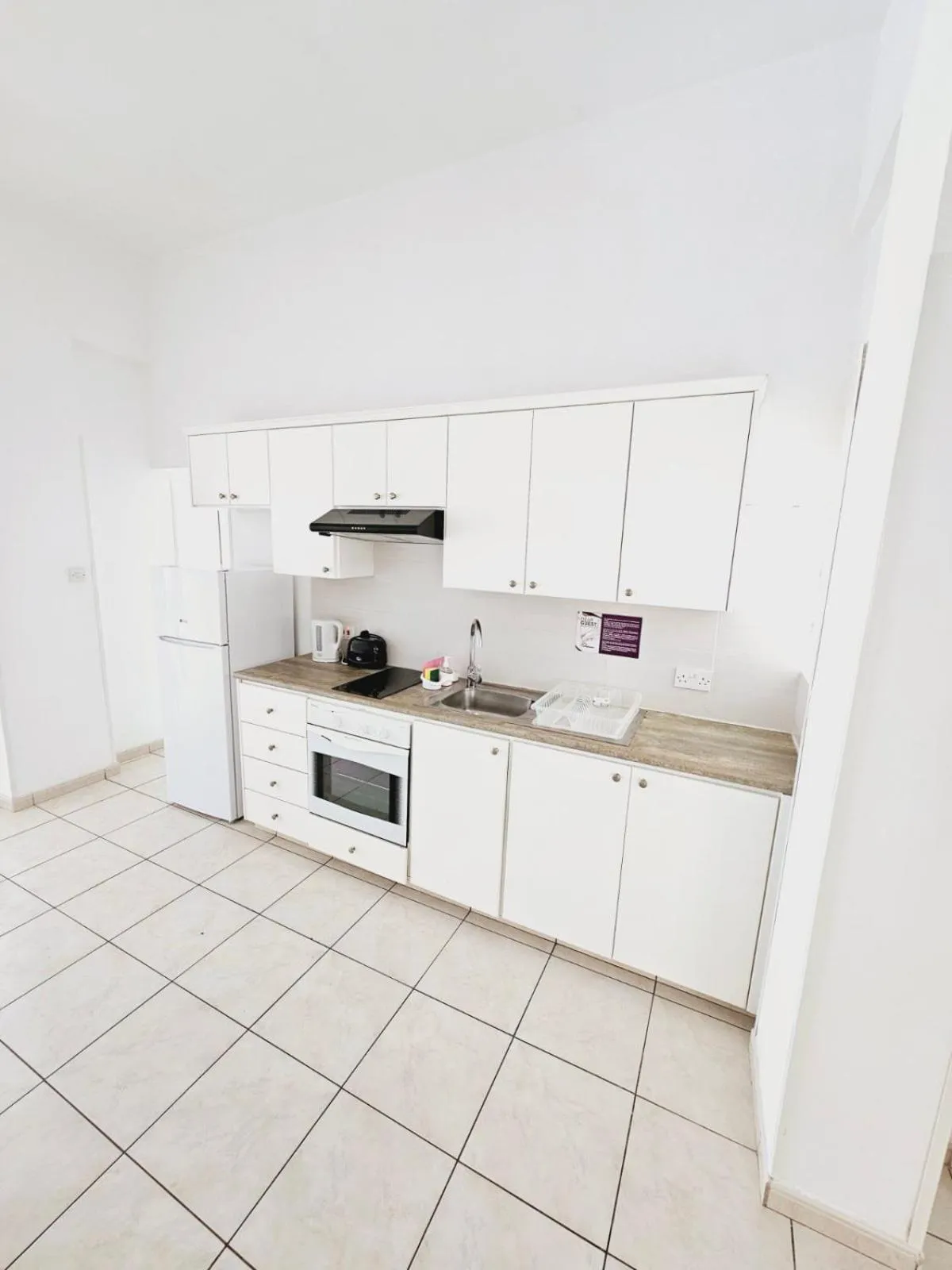Kitchen or kitchenette in Stephanie City Apartments
