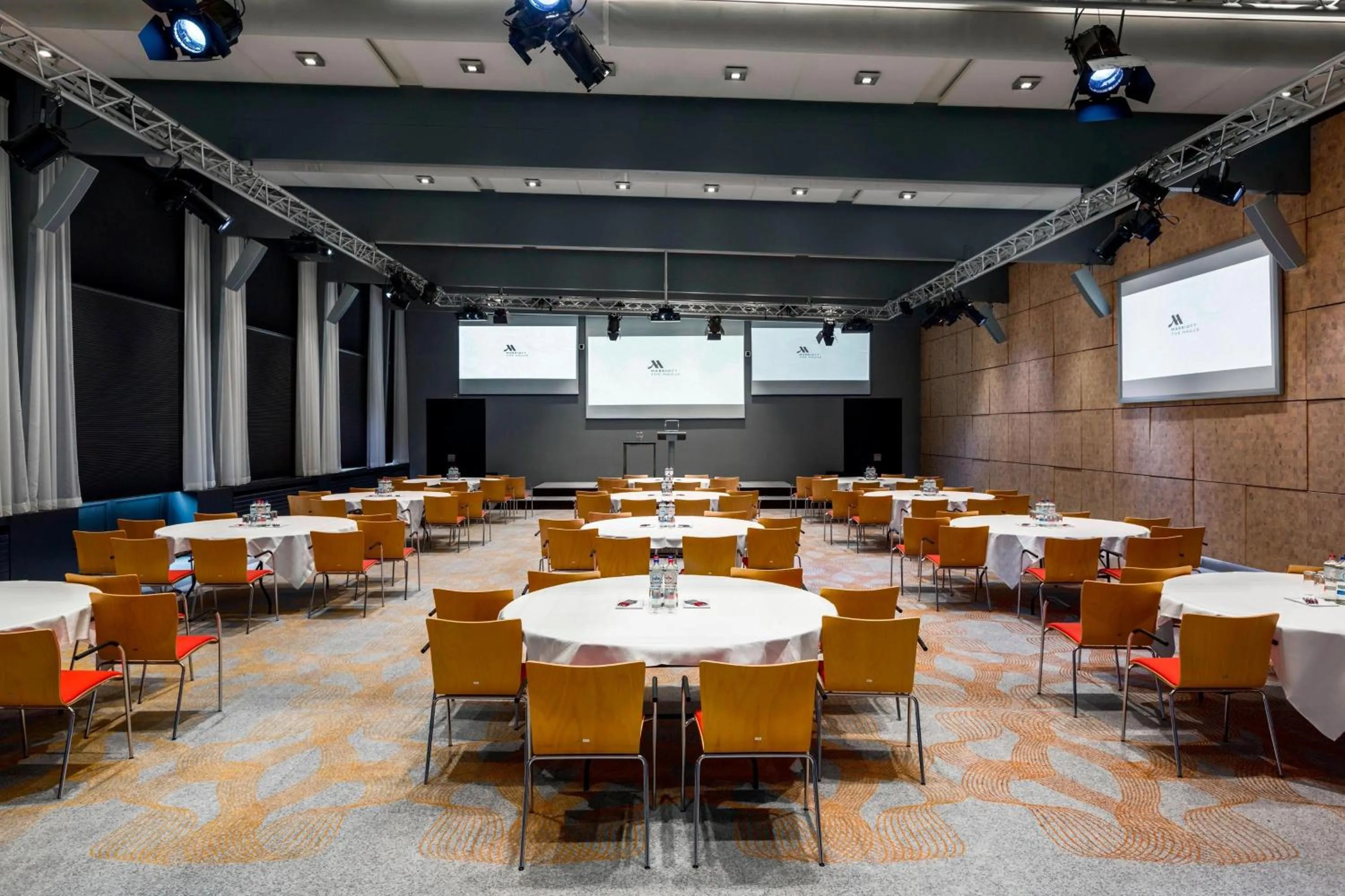 Lounge or bar in Marriott Hotel The Hague