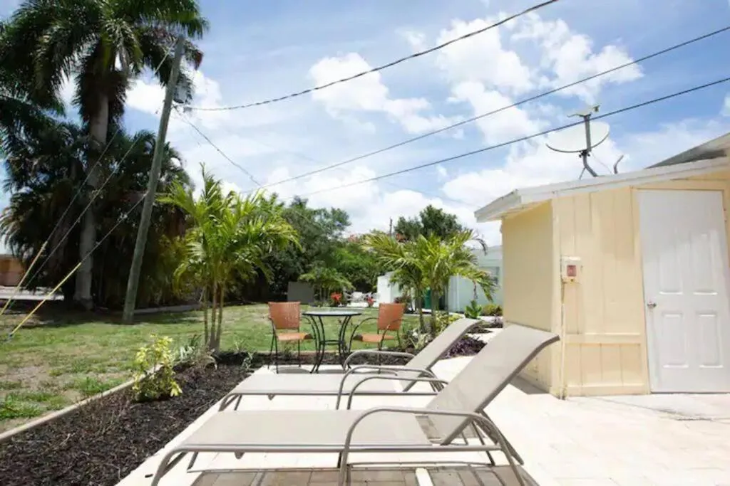 Modern Apartment - 3 of 4