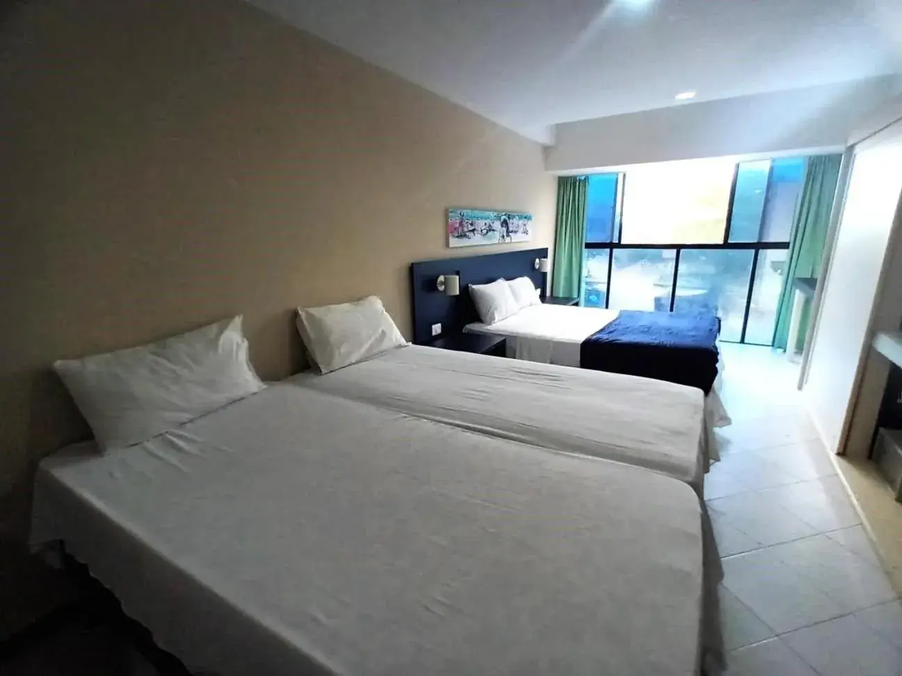 Bedroom, Bed in Ambassador Flat Bedroom, Bed in Ambassador Flat