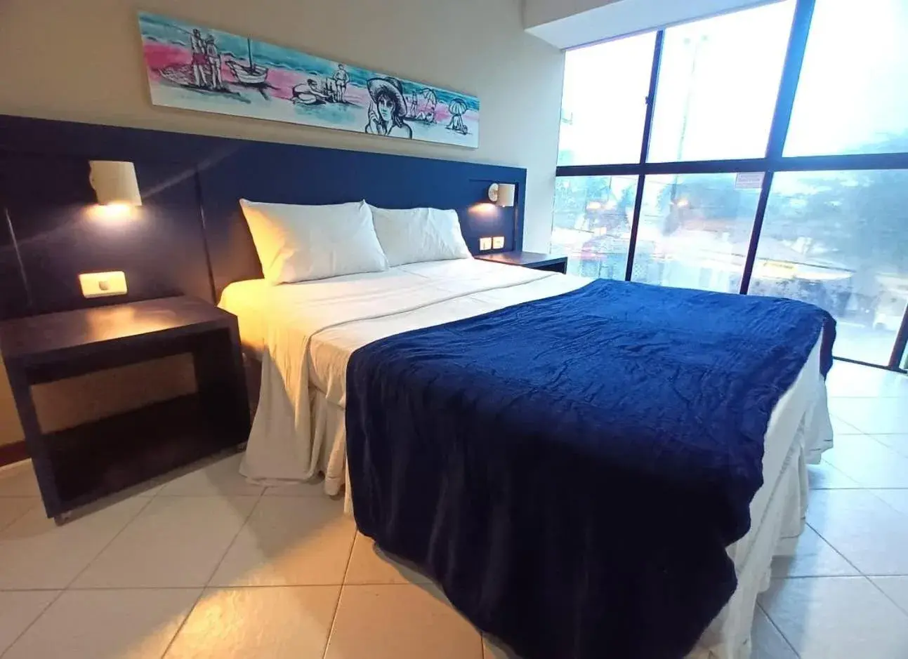 Bedroom, Bed in Ambassador Flat Bedroom, Bed in Ambassador Flat