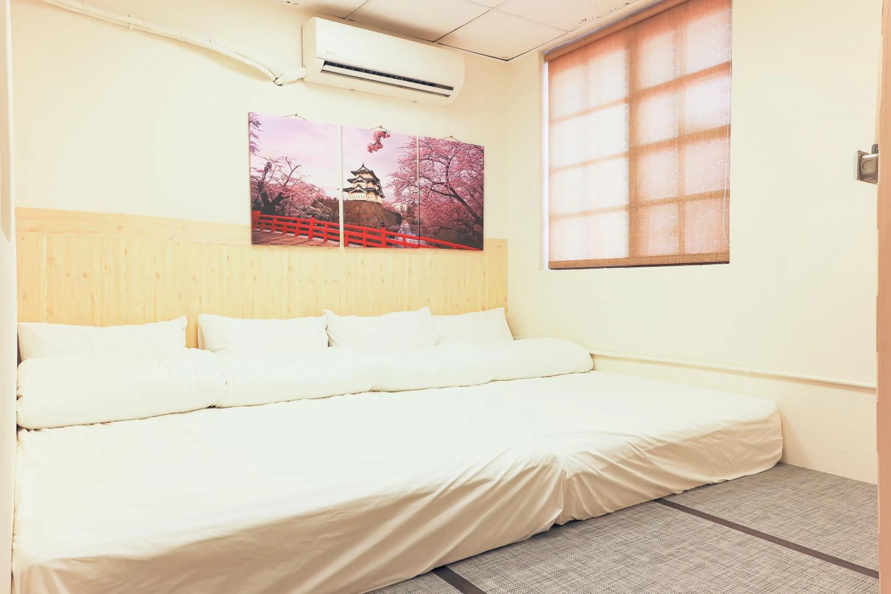 Bed in Old Place Hostel