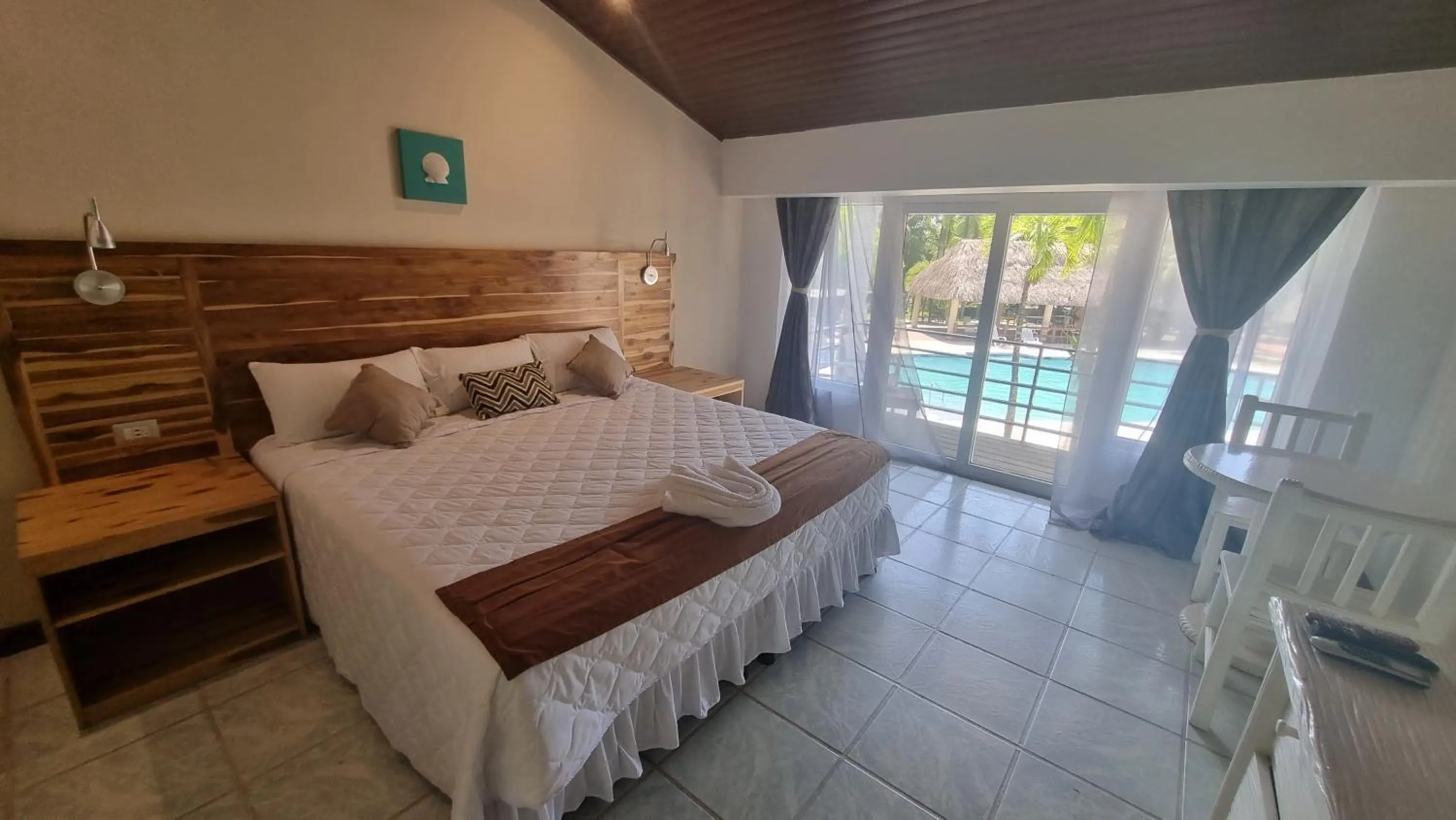 Bed in Hotel MarBrissa