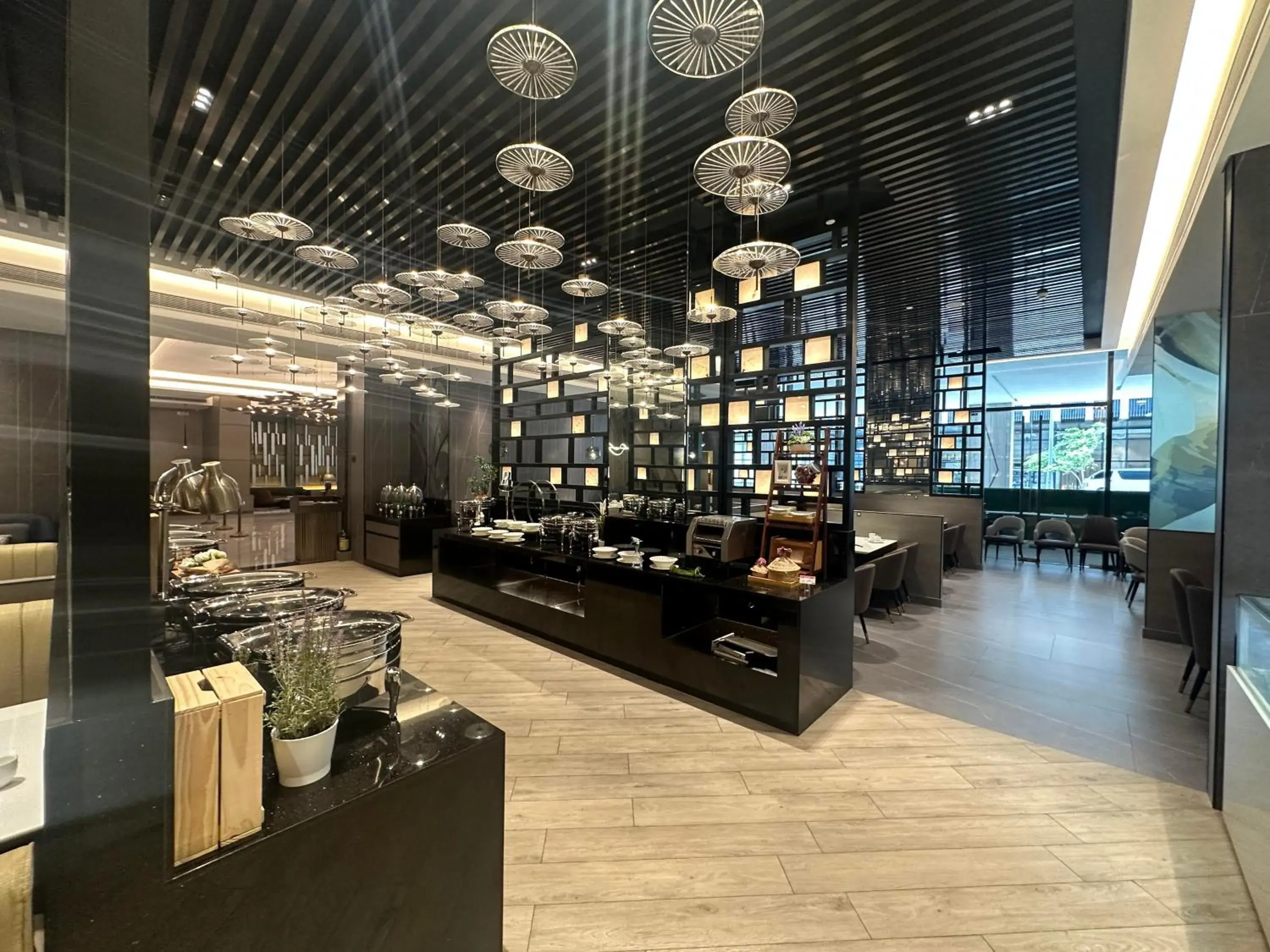 Restaurant/places to eat in Bayprime Hotel Restaurant/places to eat in Bayprime Hotel