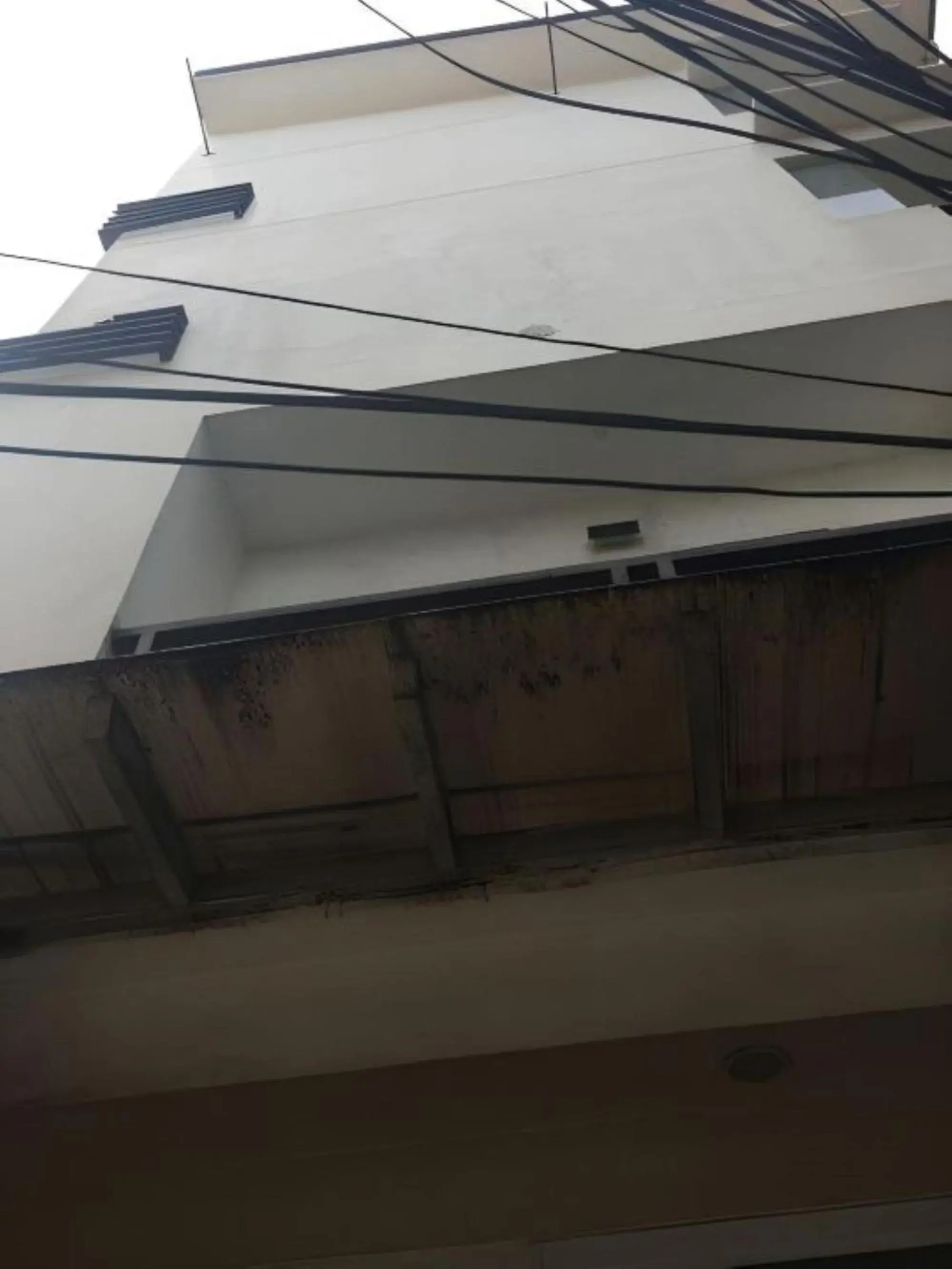 Property building in RedDoorz at Sir G Hotel D'Mall Boracay Property building in RedDoorz at Sir G Hotel D'Mall Boracay