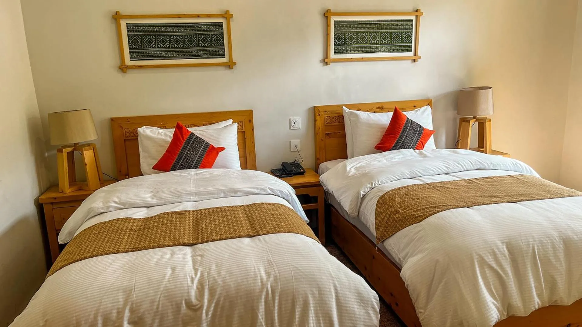 Bedroom, Bed in Villa Darya - Truly Hunza