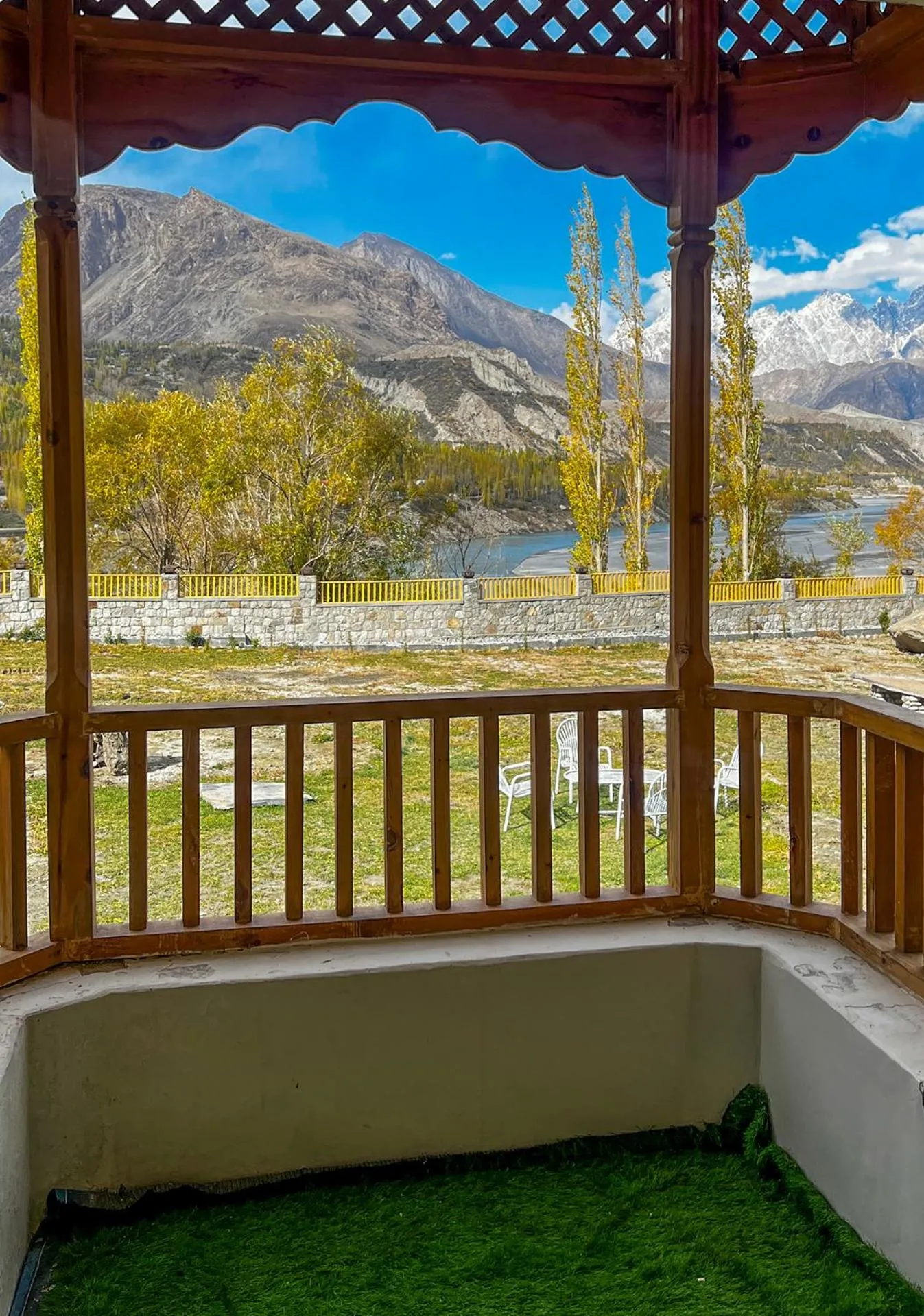 Balcony/Terrace in Villa Darya - Truly Hunza