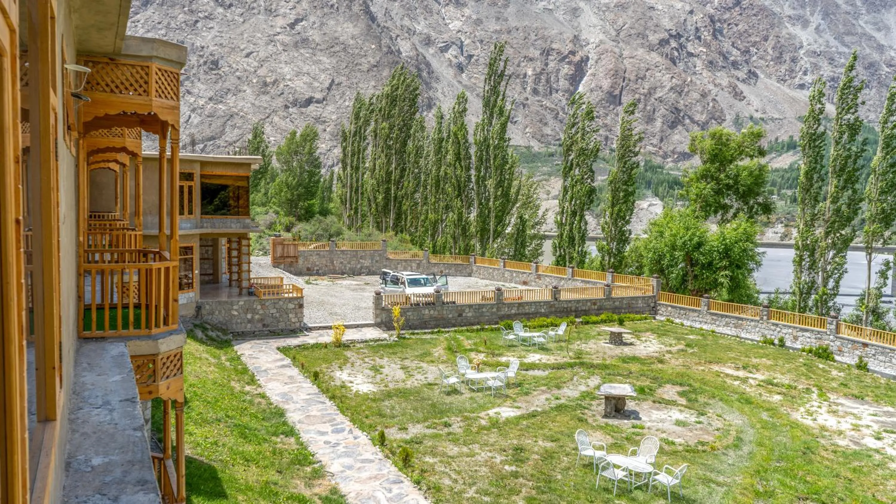 Garden view in Villa Darya - Truly Hunza