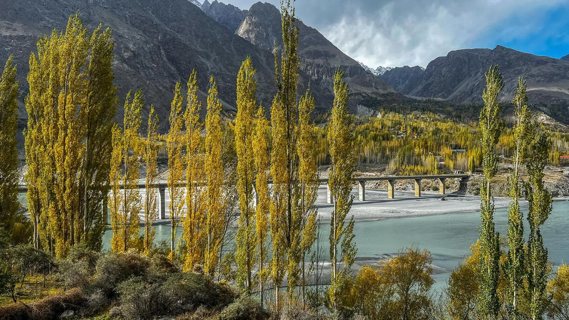 River view in Villa Darya - Truly Hunza