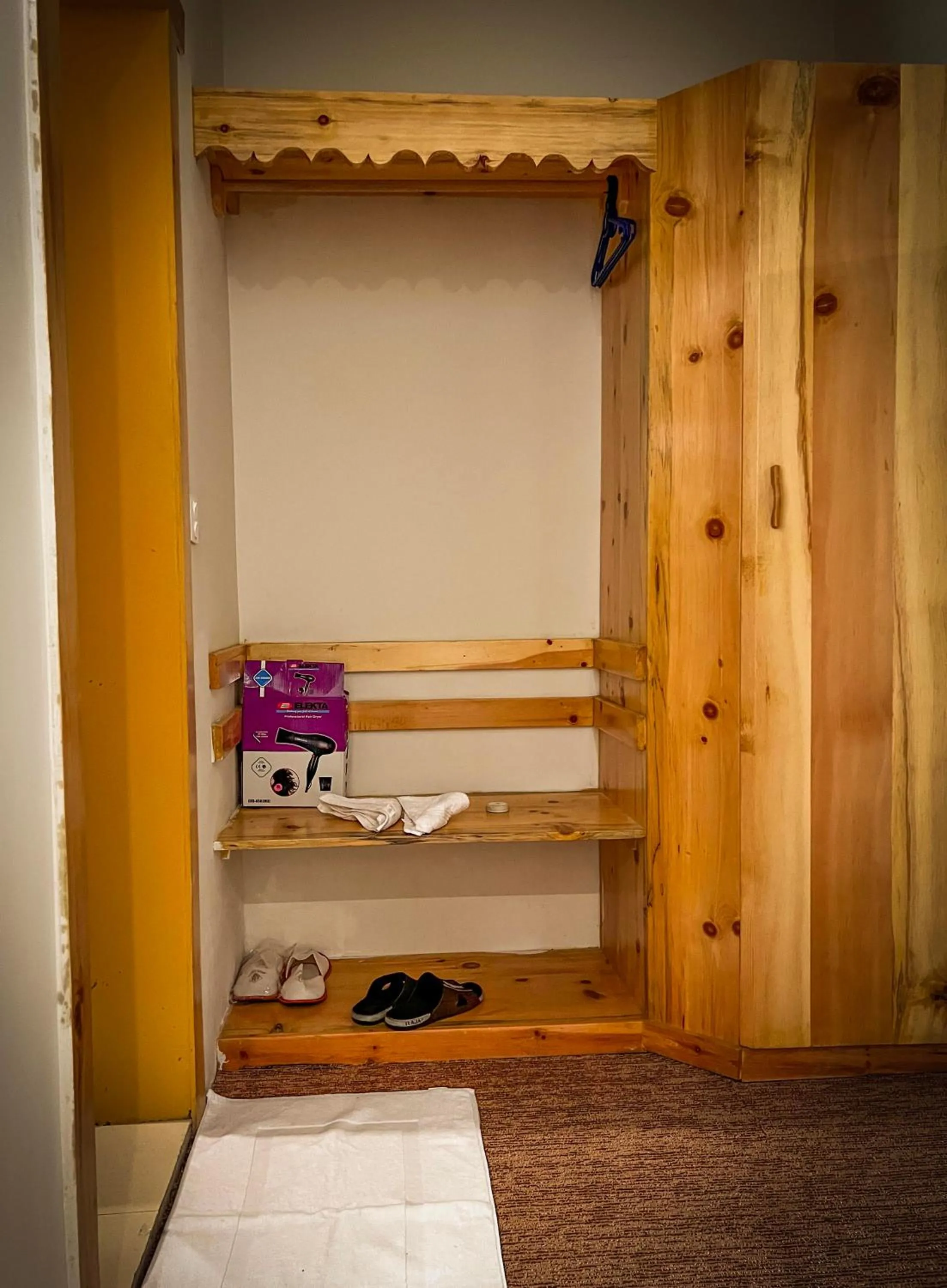 wardrobe in Villa Darya - Truly Hunza