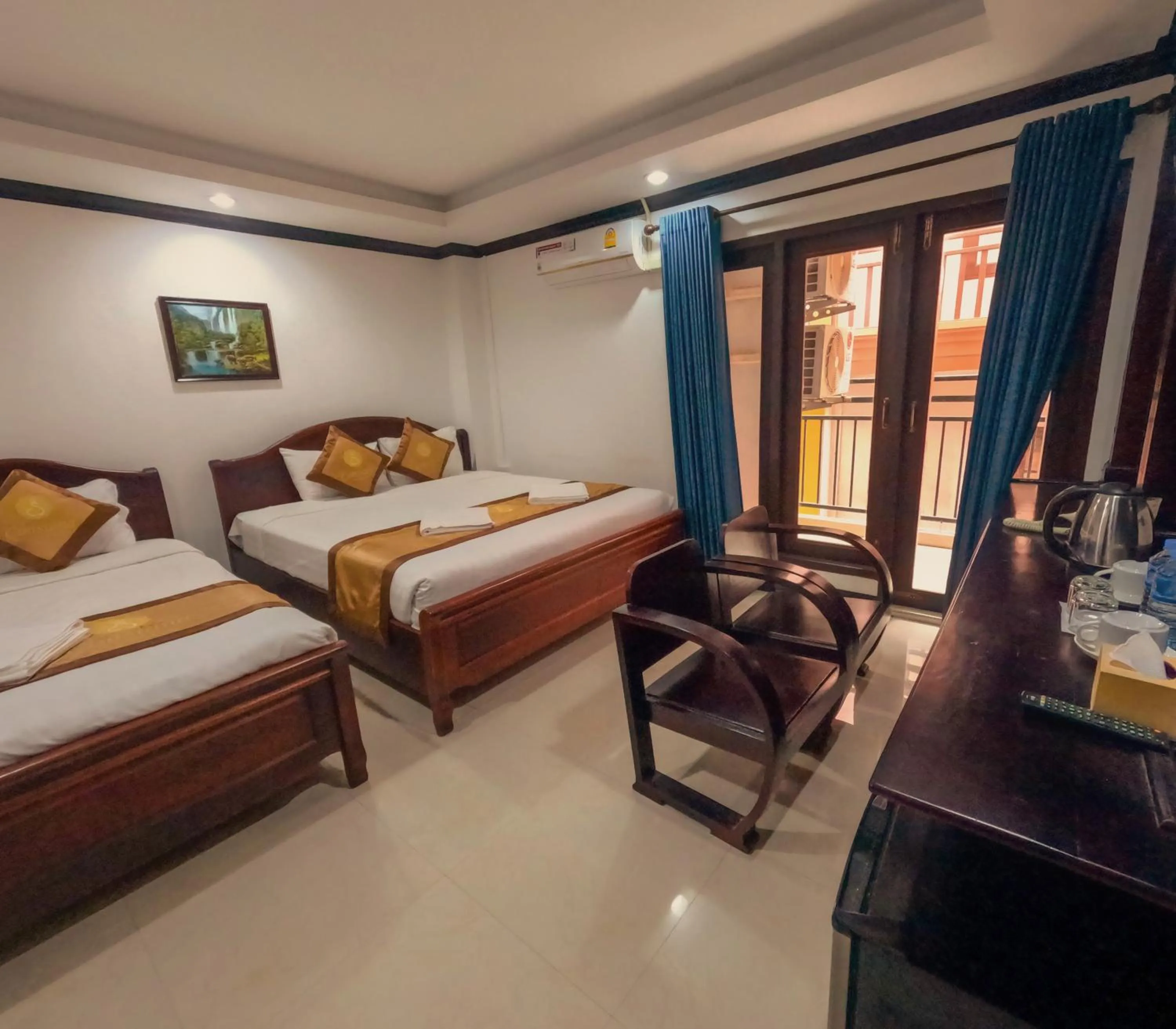 Bedroom, Bed in Vang Vieng Consiana Hotel