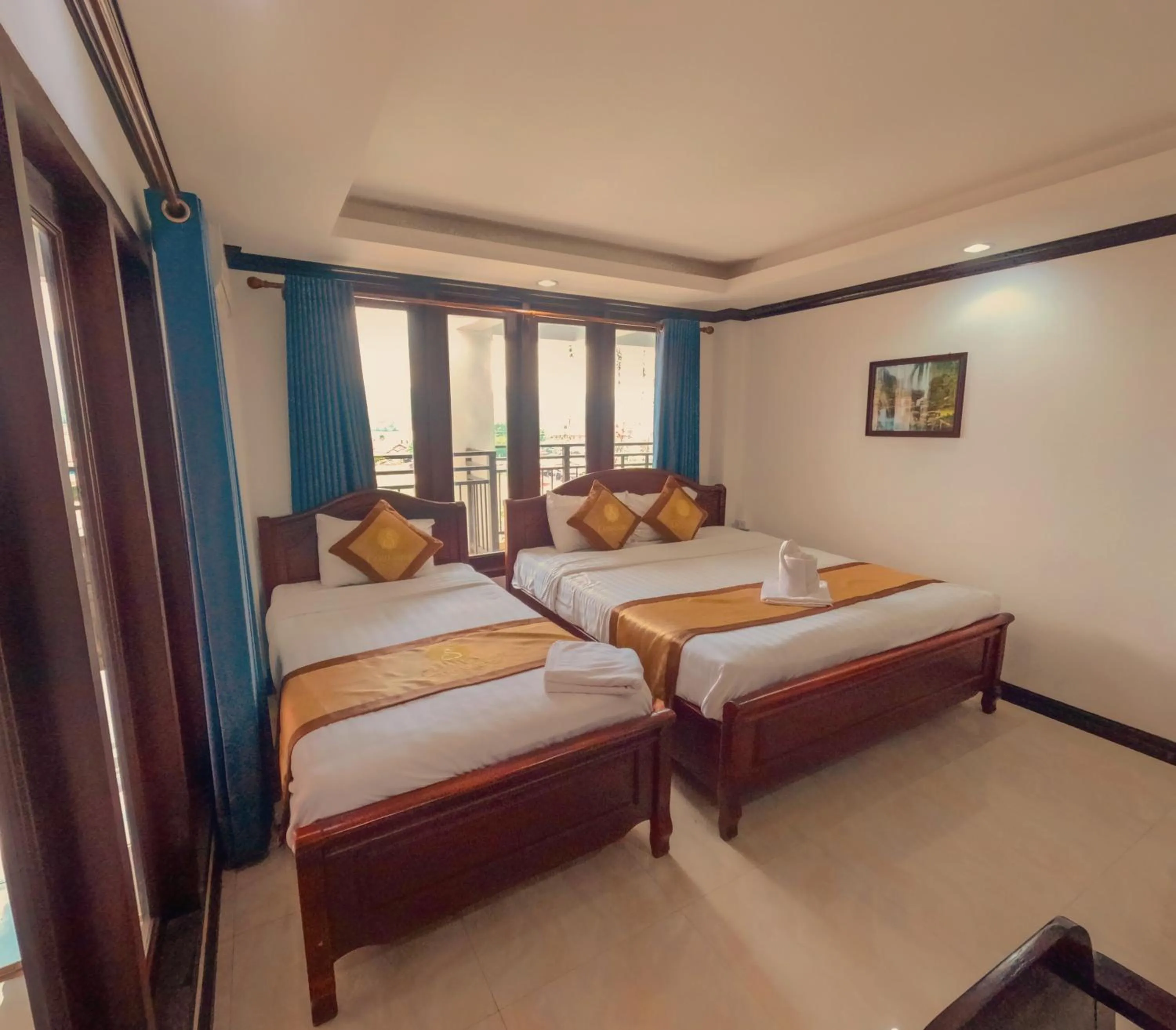 Bedroom, Bed in Vang Vieng Consiana Hotel