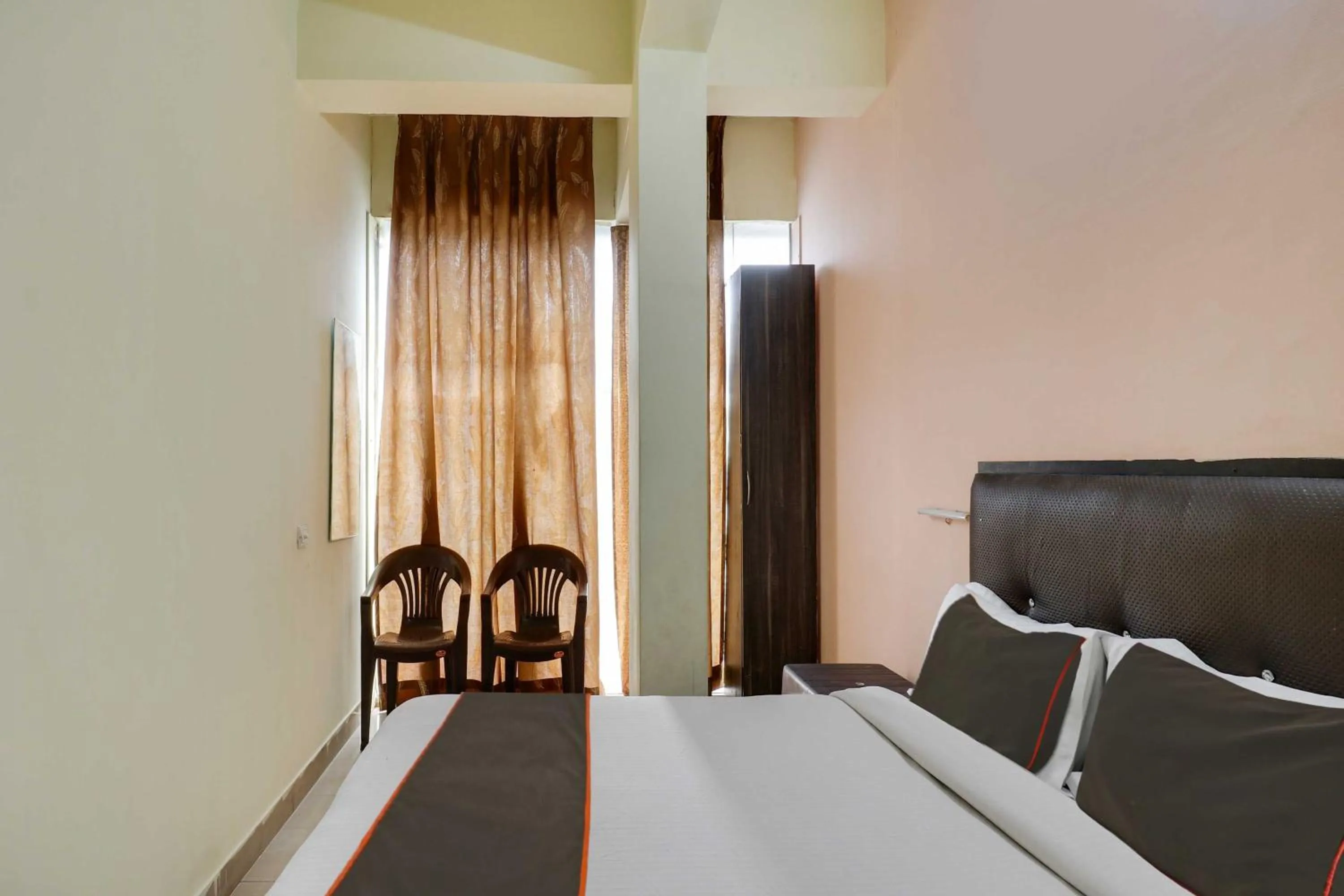 Bedroom, Bed in Hotel O Royal Galaxy