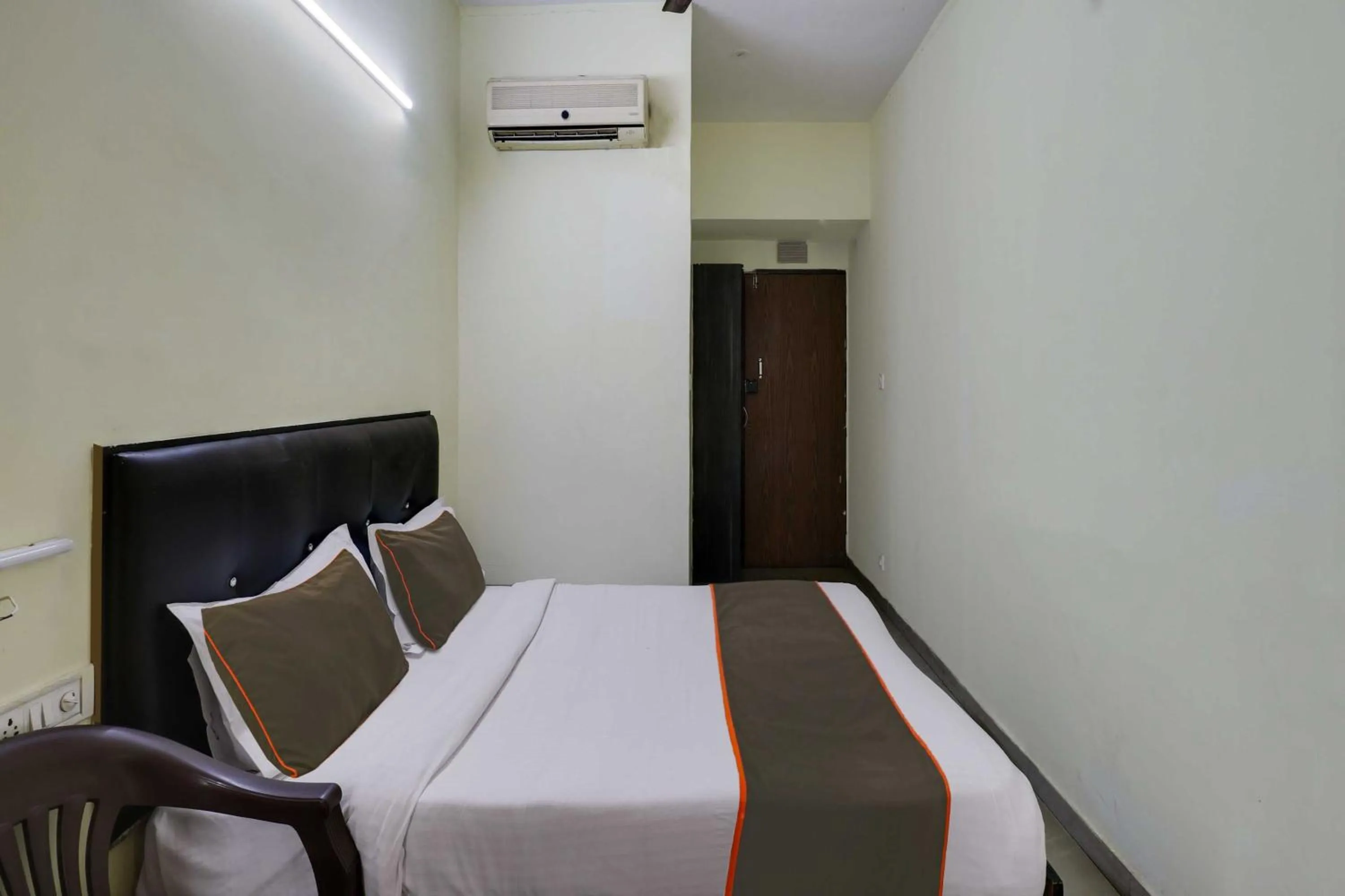 Bedroom, Bed in Hotel O Royal Galaxy