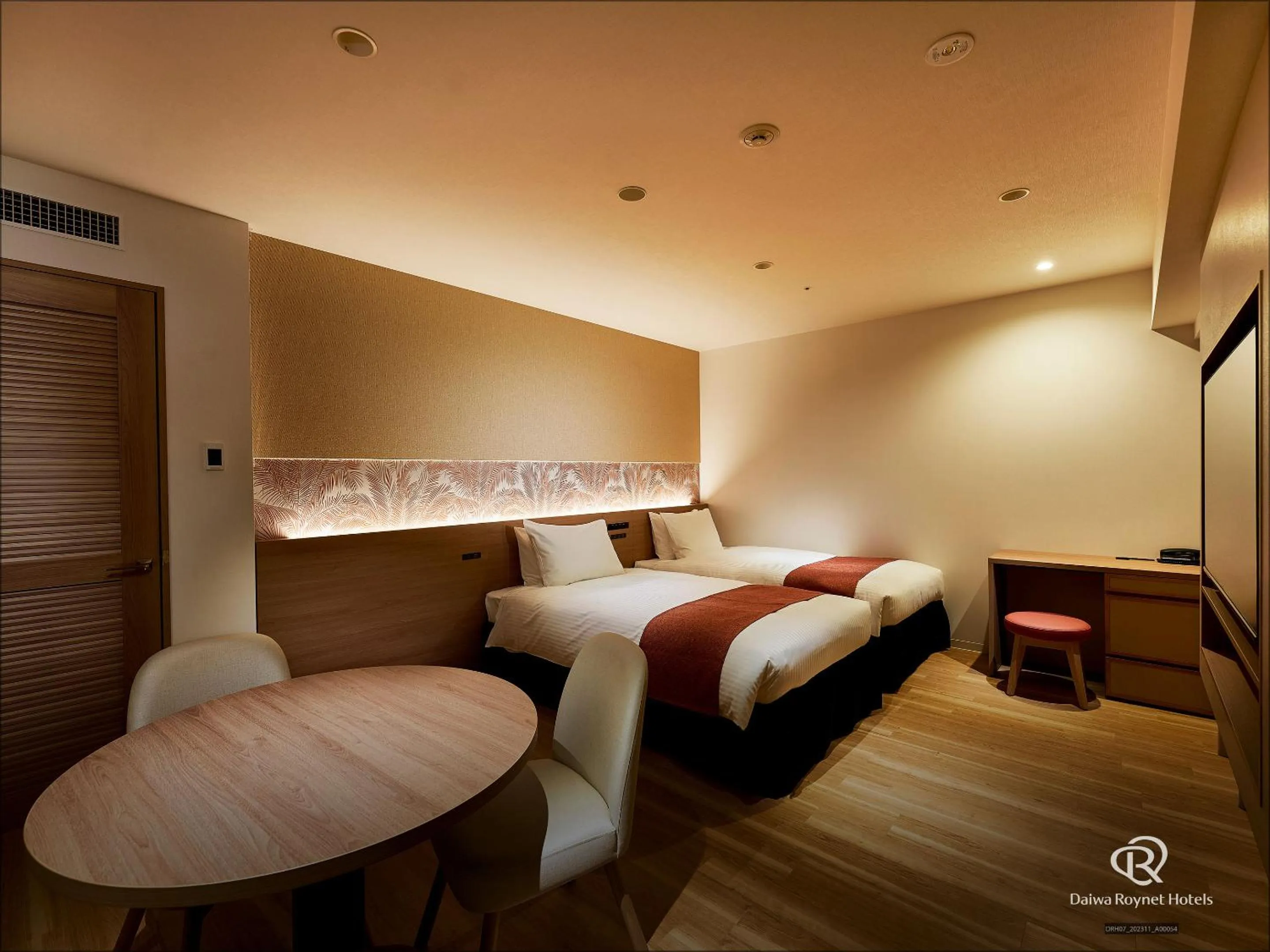 Bedroom, Bed in Daiwa Roynet Hotel NAHA-OMOROMACHI PREMIER