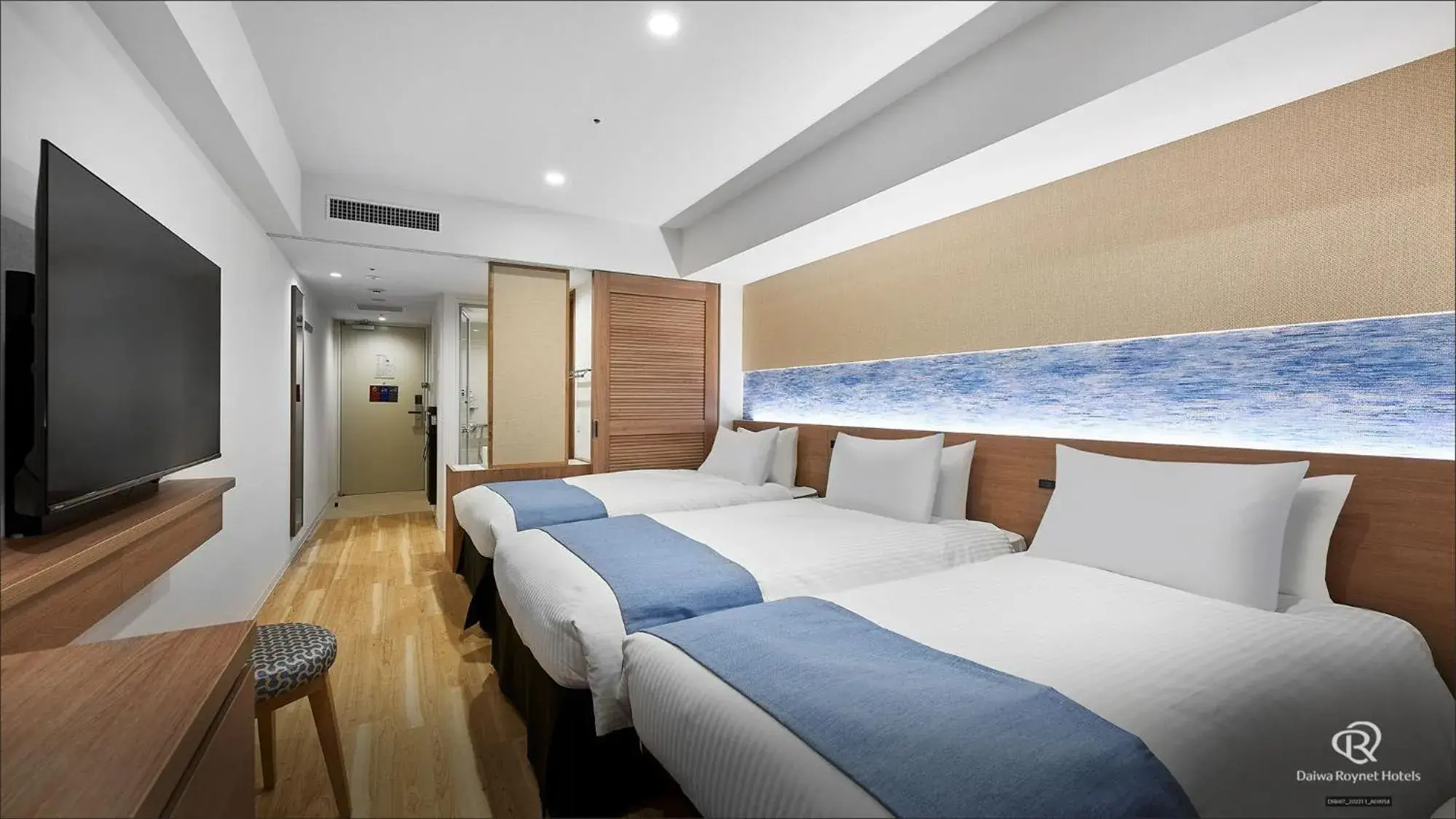 Deluxe Twin Room (3 Adults) - Non-Smoking in Daiwa Roynet Hotel NAHA-OMOROMACHI PREMIER Deluxe Twin Room (3 Adults) - Non-Smoking in Daiwa Roynet Hotel NAHA-OMOROMACHI PREMIER