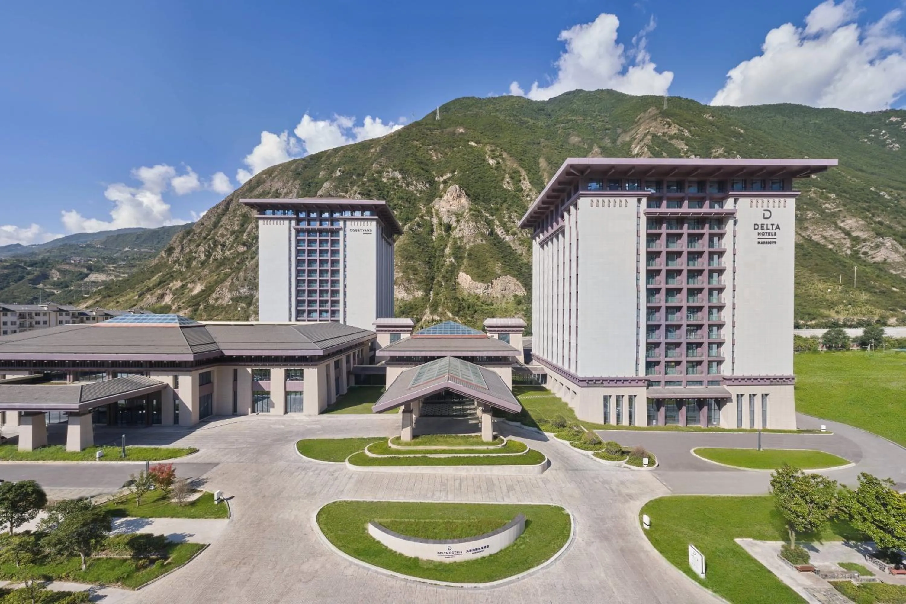 Property building in Delta Hotels by Marriott Jiuzhaigou