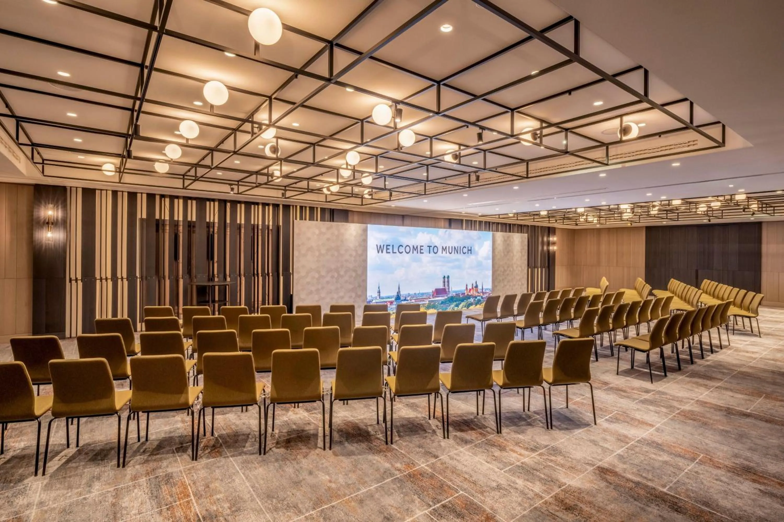 Meeting/conference room in Munich Marriott Hotel City West