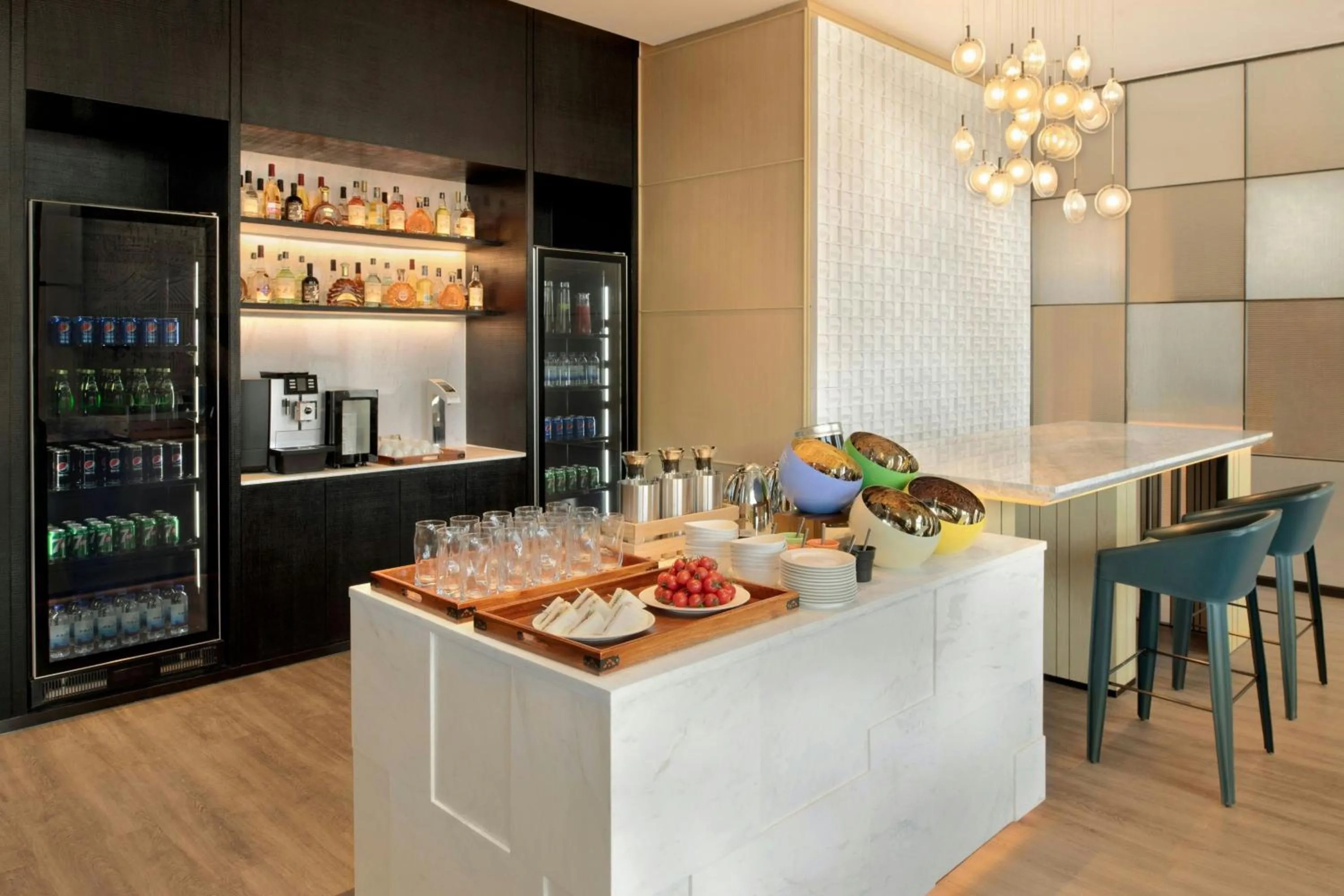 Lounge or bar in Delta Hotels by Marriott Xi'an