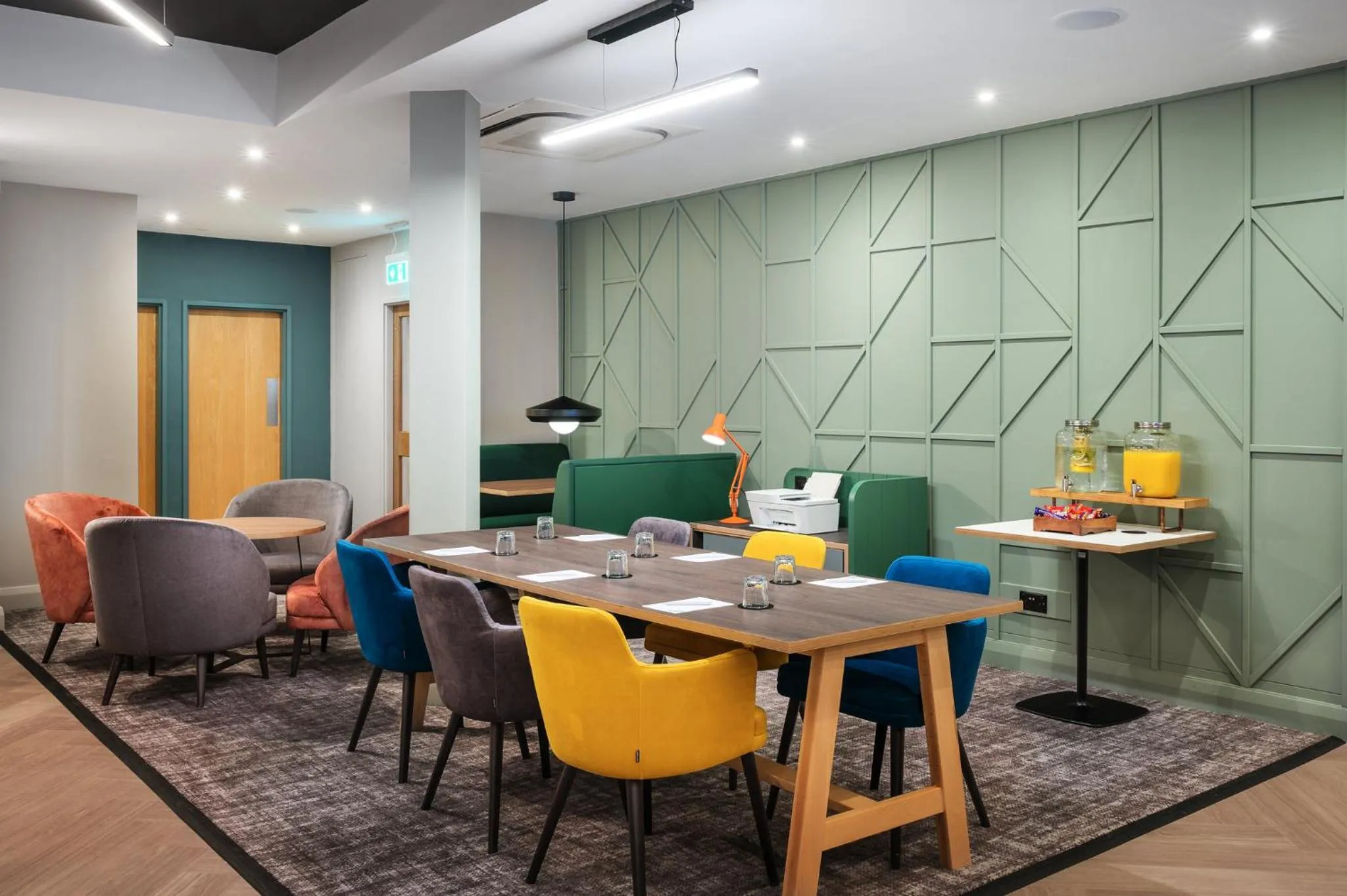 Breakfast in Holiday Inn Lincoln by IHG