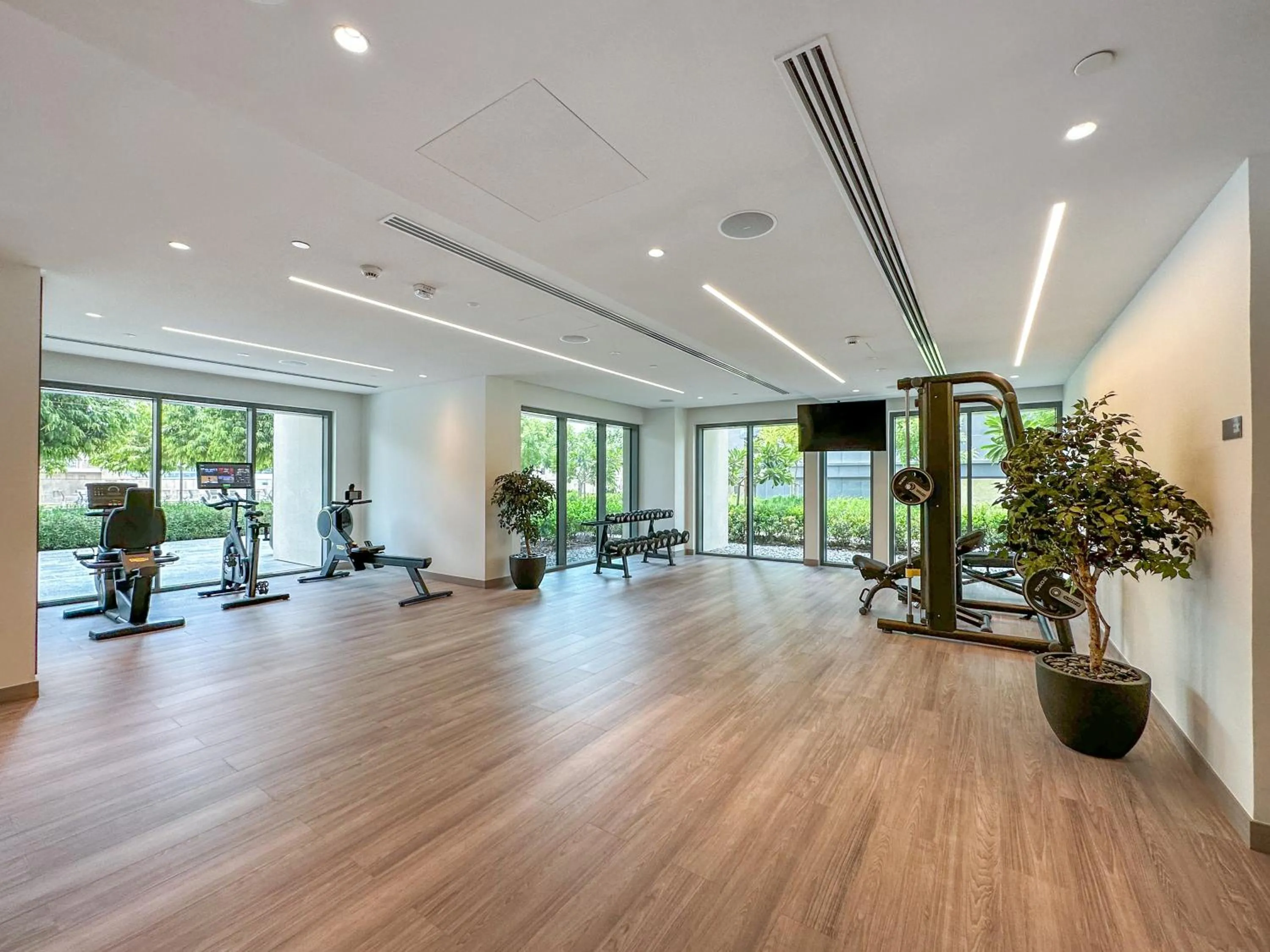 Fitness centre/facilities in EDEN'S Homes & Villas - Burj Royale
