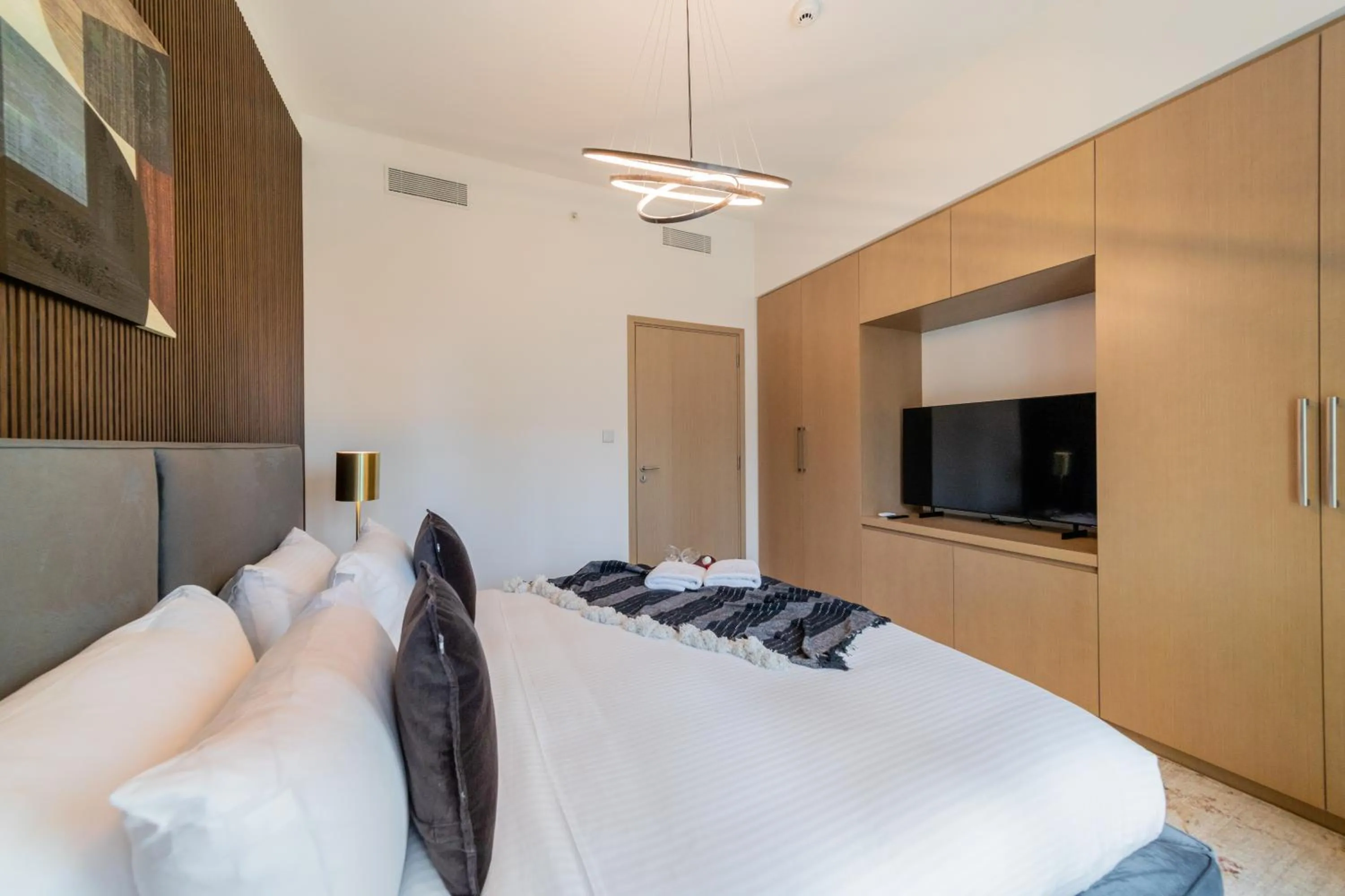 Bedroom, Bed in EDEN'S Homes & Villas - Burj Royale