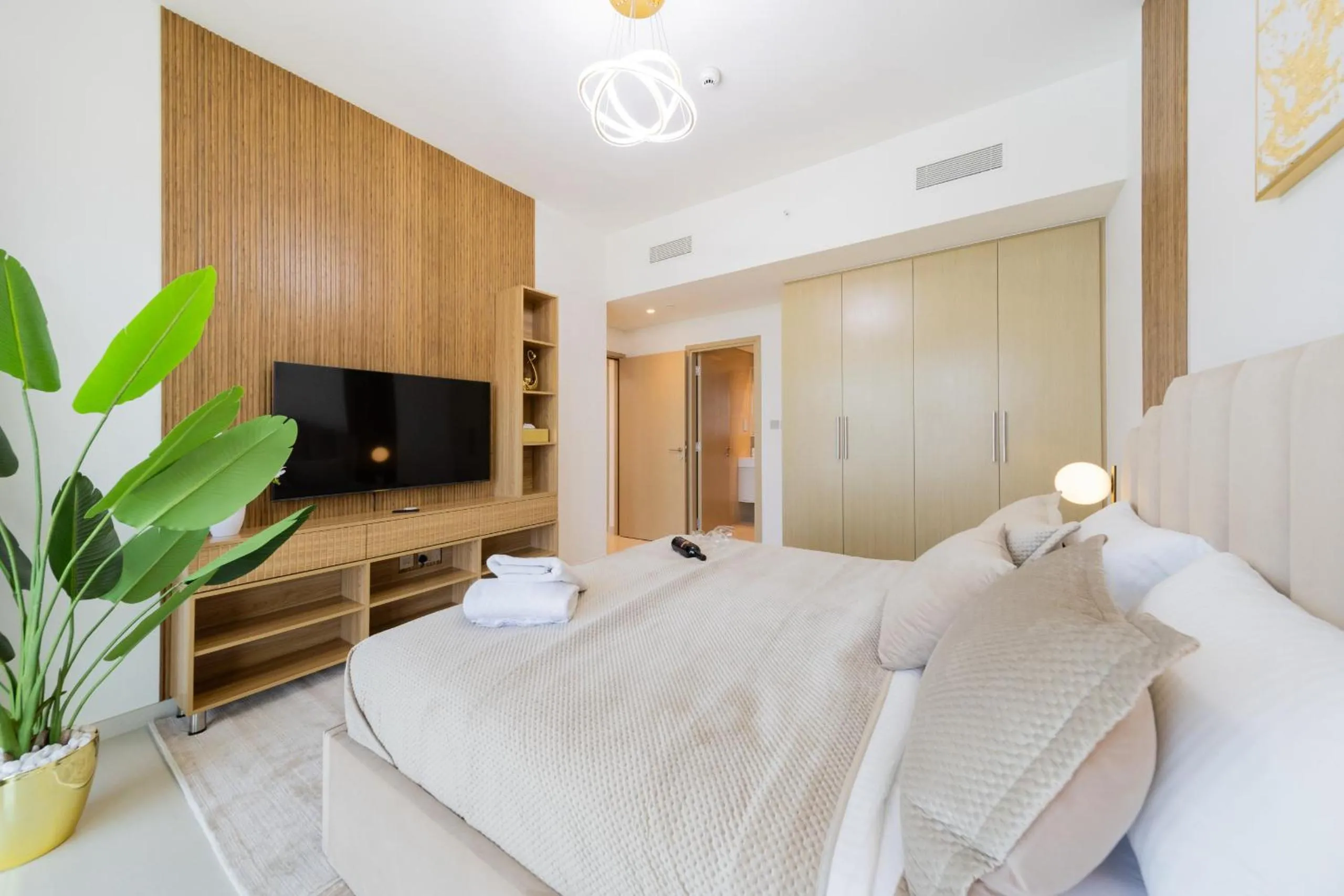 Bed in EDEN'S Homes & Villas - Burj Royale