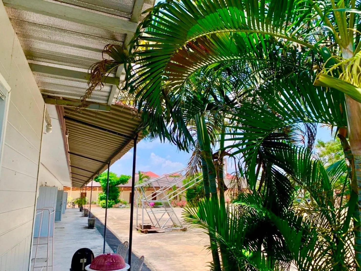 Facade/entrance in Baan Kenpoo Resort