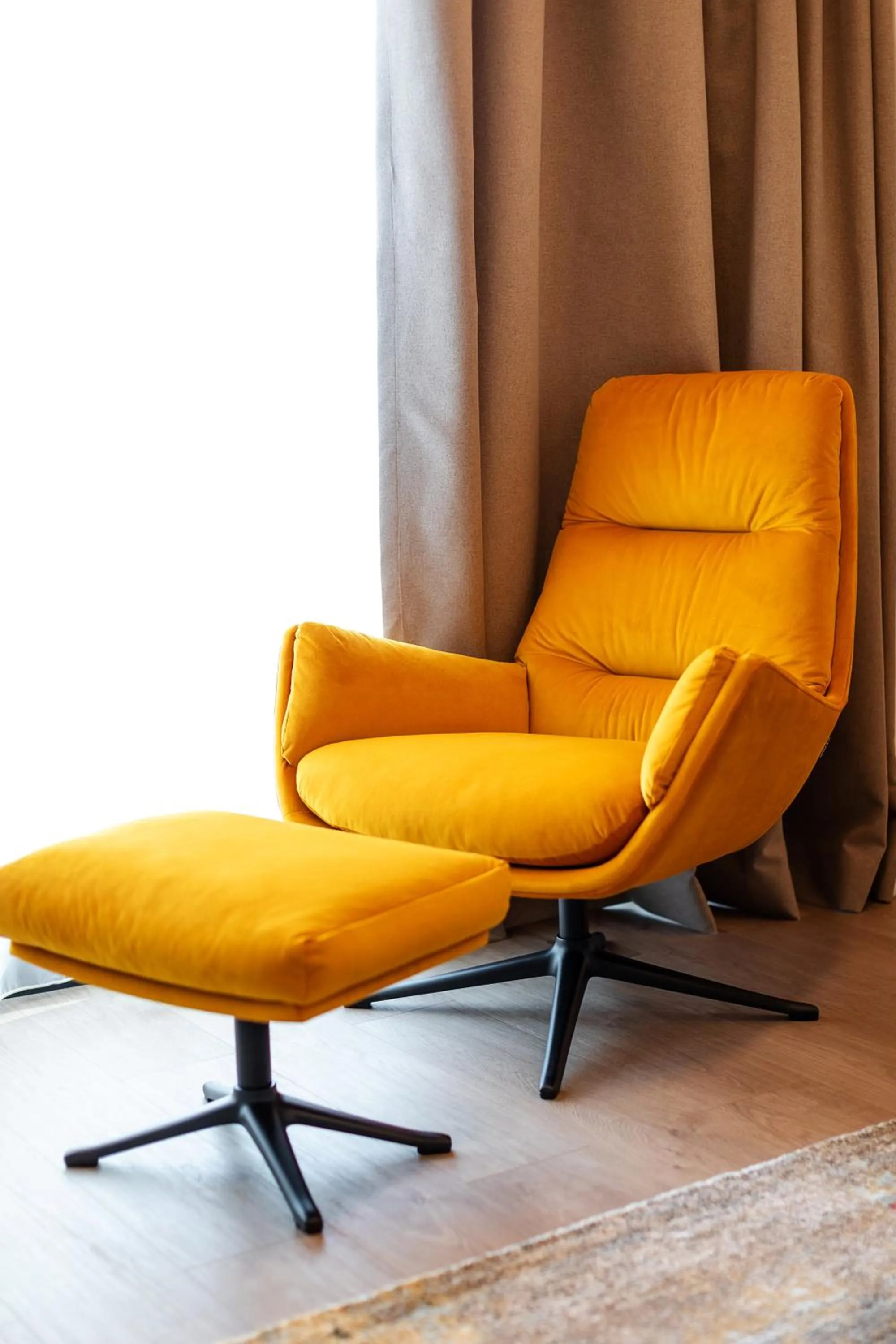 Living room in Rosetti One