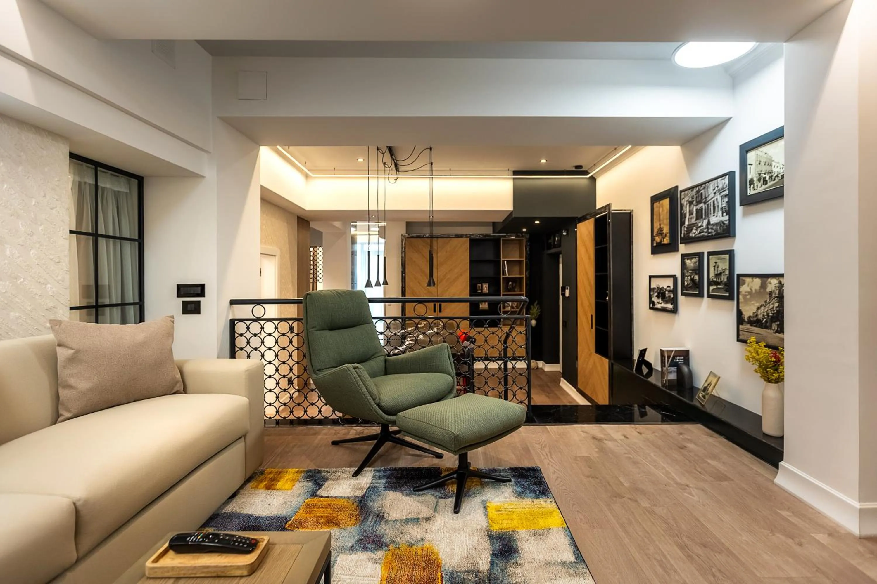 Living room in Rosetti One